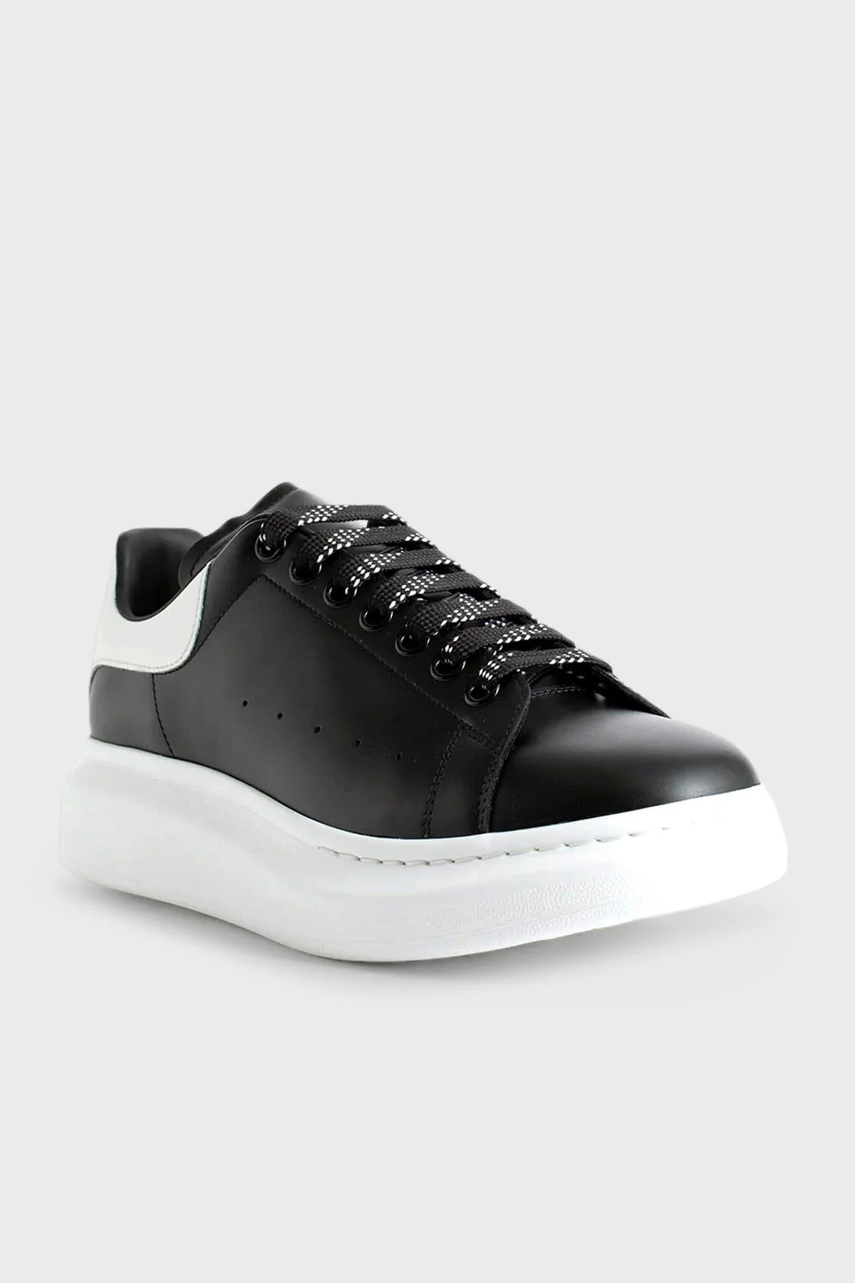 Mcqueen % 100 Deri Erkek Ayakkabı 553680WHGP5 1070 SİYAH-BEYAZ - 5