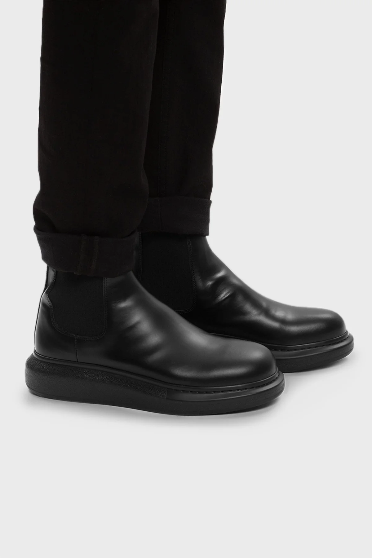 Mcqueen Hakiki Deri Chelsea Erkek Bot 586198WHX52 1000 SİYAH - 7