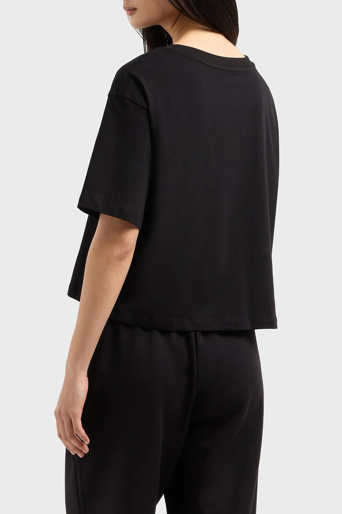 Armani Exchage % 100 Pamuk Cropped Fit Bisiklet Yaka Taşlı Logolu Bayan T Shirt XW000102 AF10359 UC001 SİYAH - 8