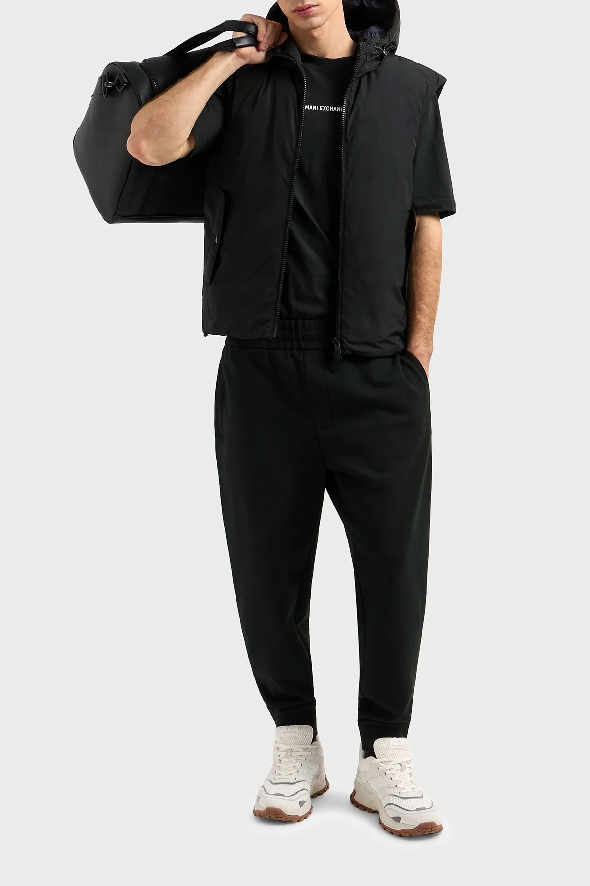 Armani Exchage % 100 Pamuk Regular Fit Ön ve Arka Logolu Erkek T Shirt XM000588 AF12308 UB001 SİYAH - 7