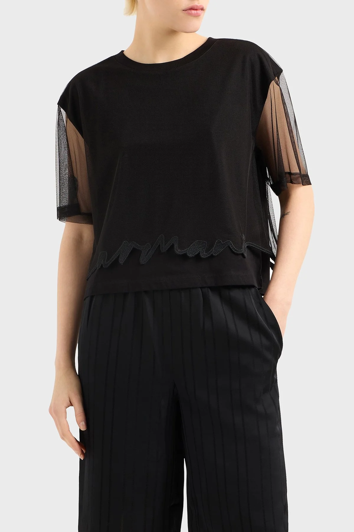 Armani Exchage % 100 Pamuk Regular Fit Tül Detaylı Crop Kadın T Shirt XW000541 AF10359 UC001 Siyah - 1
