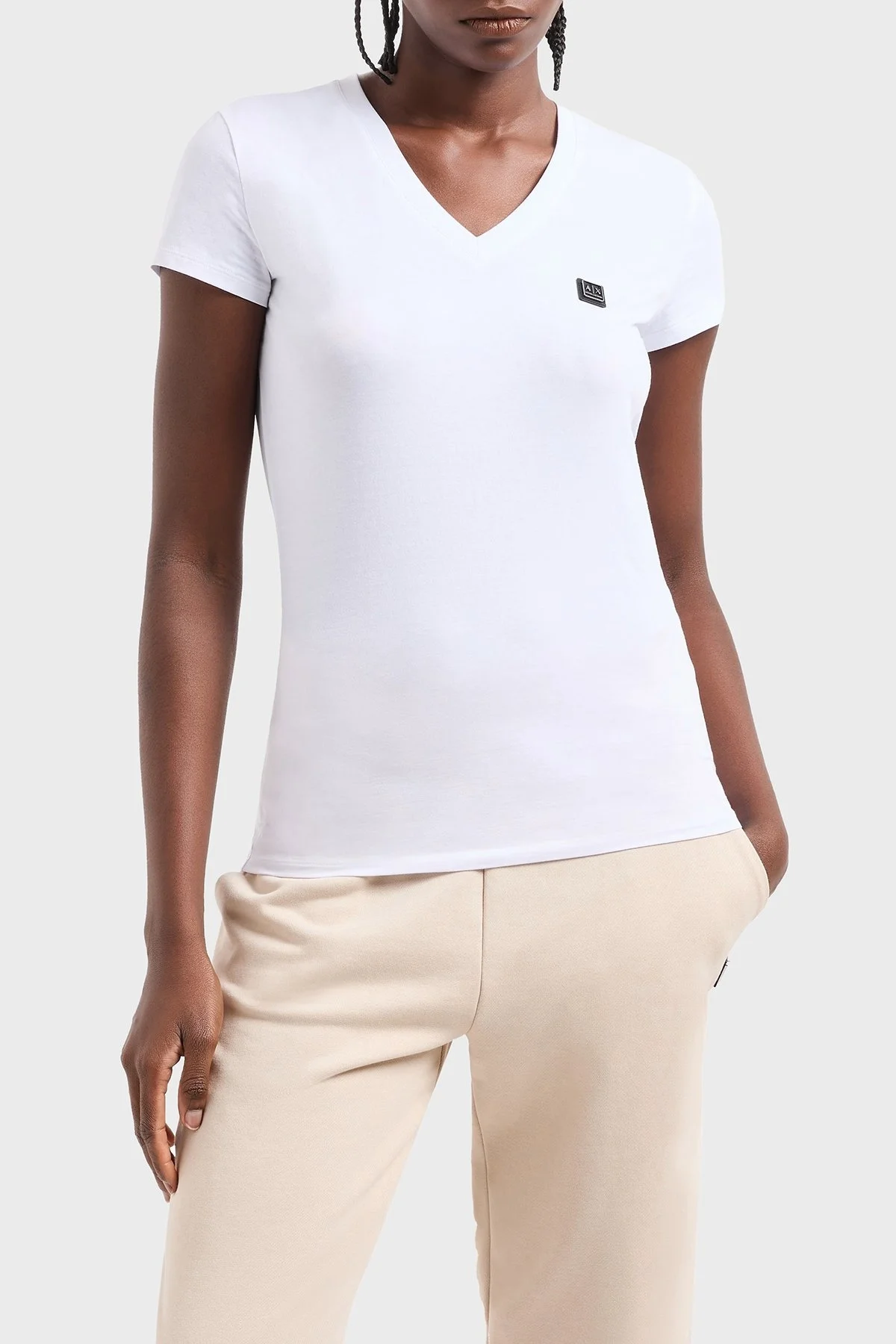 Armani Exchage % 100 Pamuk Slim Fit V Yaka Logolu Bayan T Shirt XW000105 AF11929 U0002 BEYAZ - 6