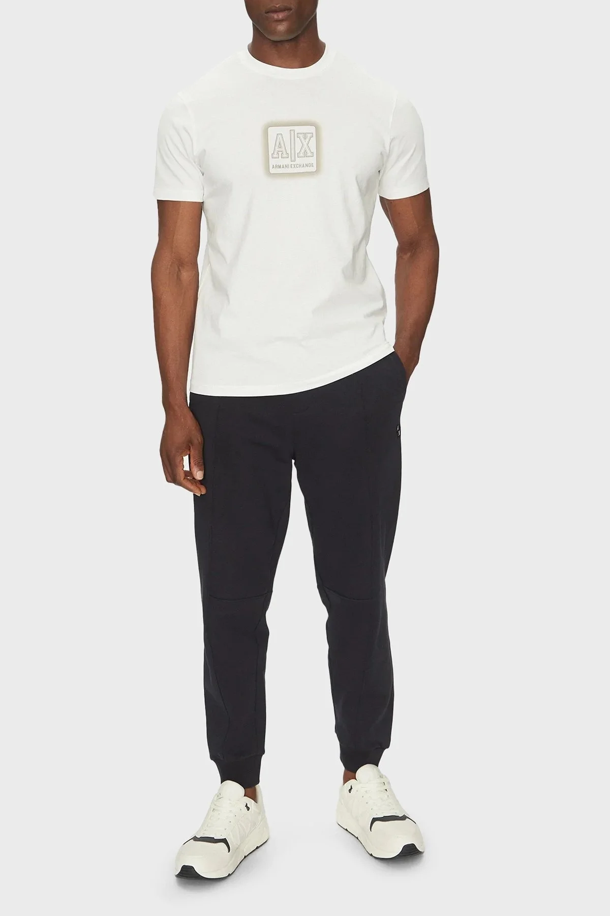 Armani Exchage Kabartmalı Logo Baskılı Pamuklu Regular Fit Bisiklet Yaka Erkek T Shirt XM000545 AF10361 U0009 BEYAZ - 7