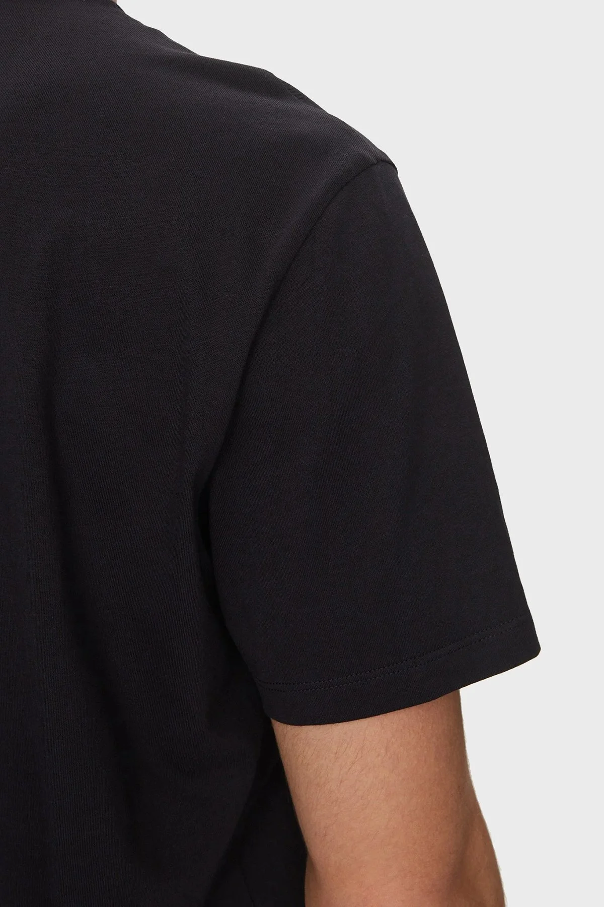 Armani Exchage Kabartmalı Logo Baskılı Pamuklu Regular Fit Bisiklet Yaka Erkek T Shirt XM000545 AF10361 UB101 LACİVERT - 10