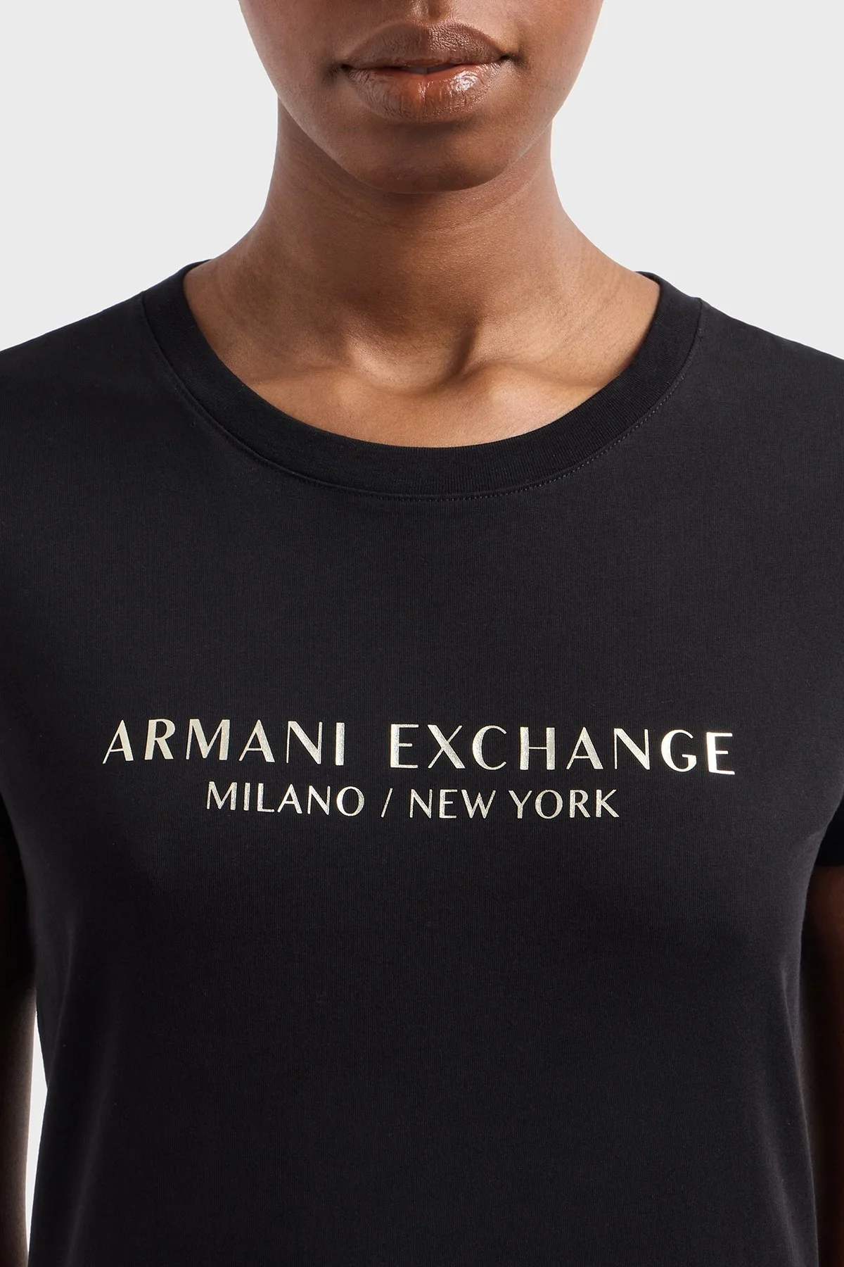 Armani Exchage Logo Baskılı % 100 Pamuk Slim Fit Yuvarlak Yaka Bayan T Shirt 8NYTAB YJG3Z 52AK SİYAH-GOLD - 9