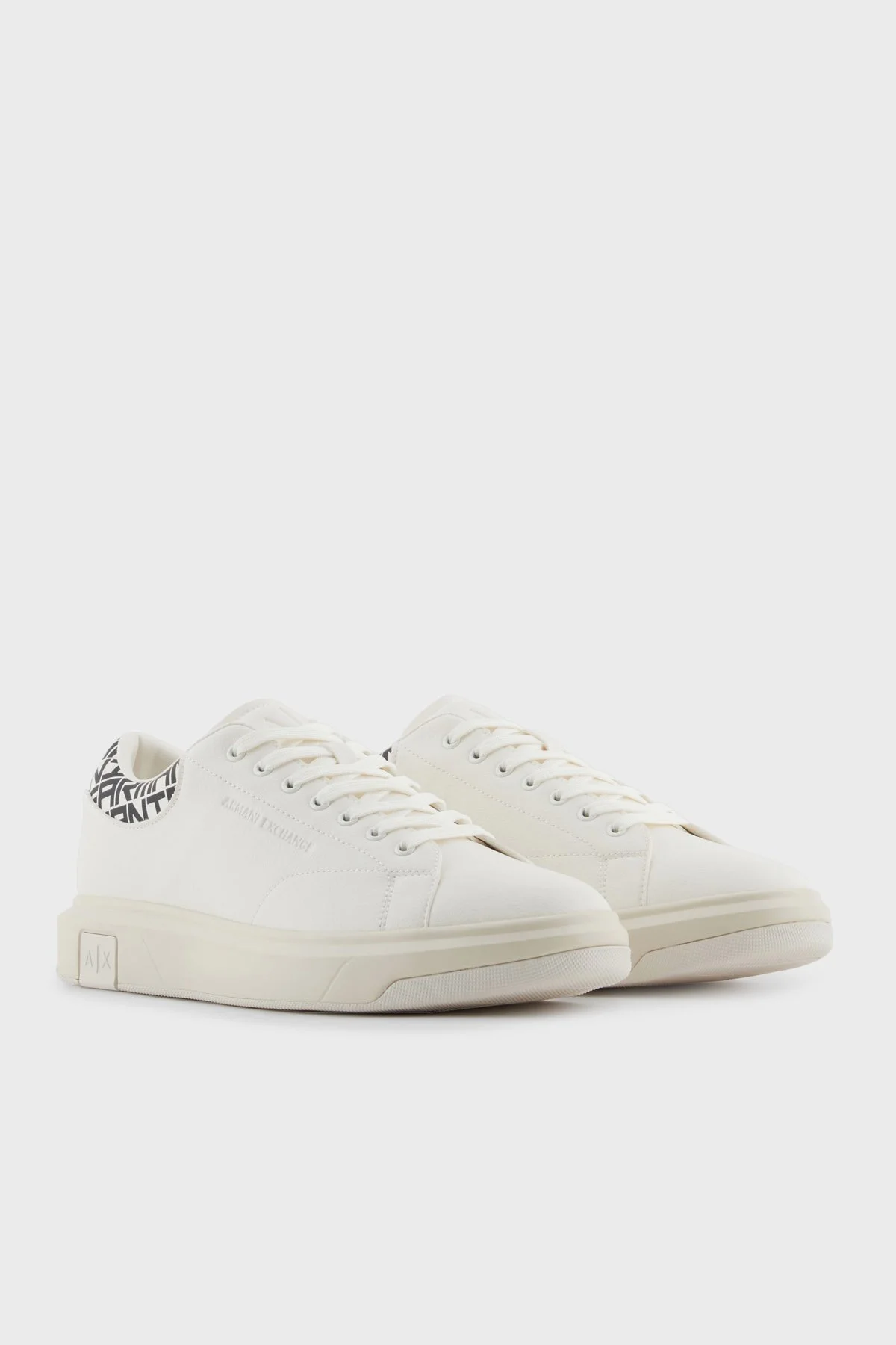 Armani Exchage Logo Detaylı Sneaker Erkek Ayakkabı XUX123 XV761 N480 BEYAZ-SİYAH - 2