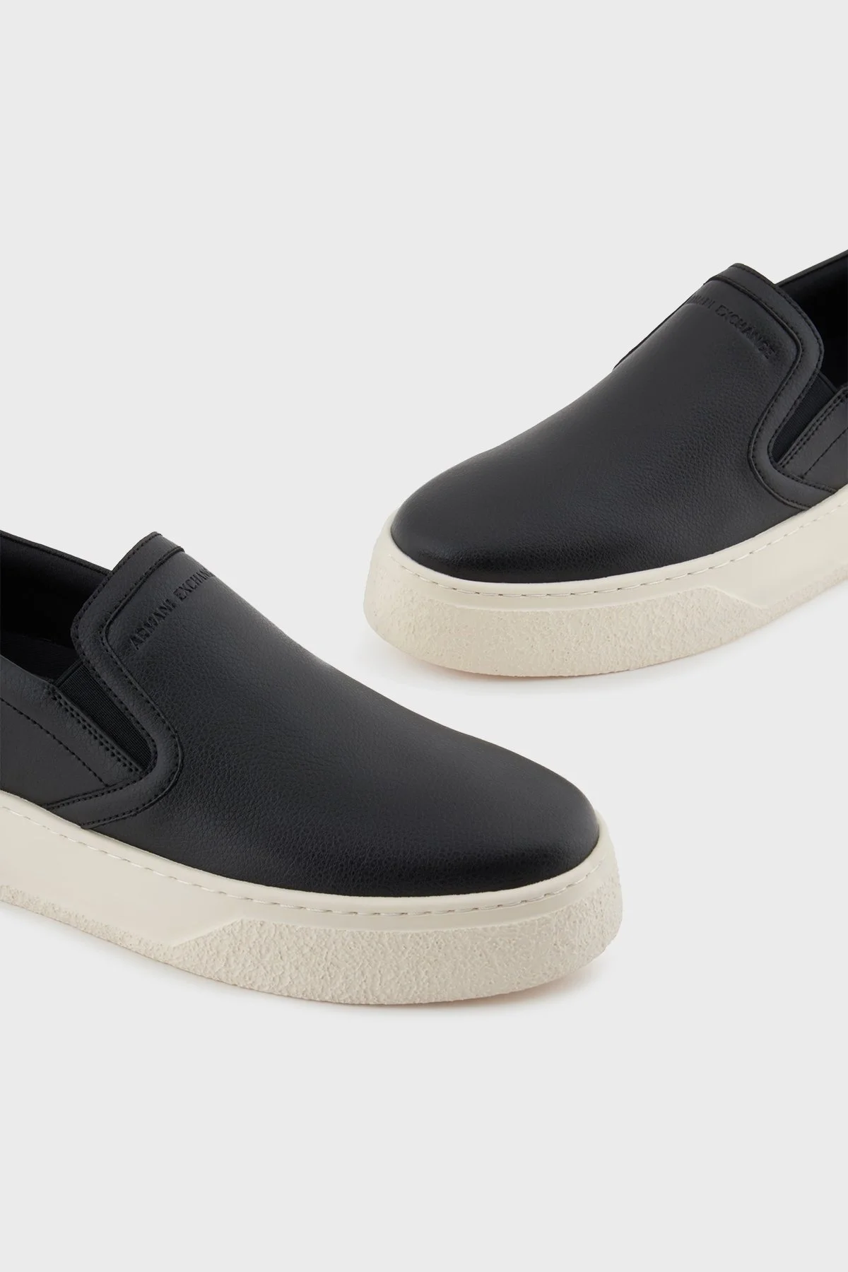 Armani Exchage Logolu Kalın Taban Slip-On Sneaker Erkek Ayakkabı XUY012 XV799 00002 SİYAH - 4