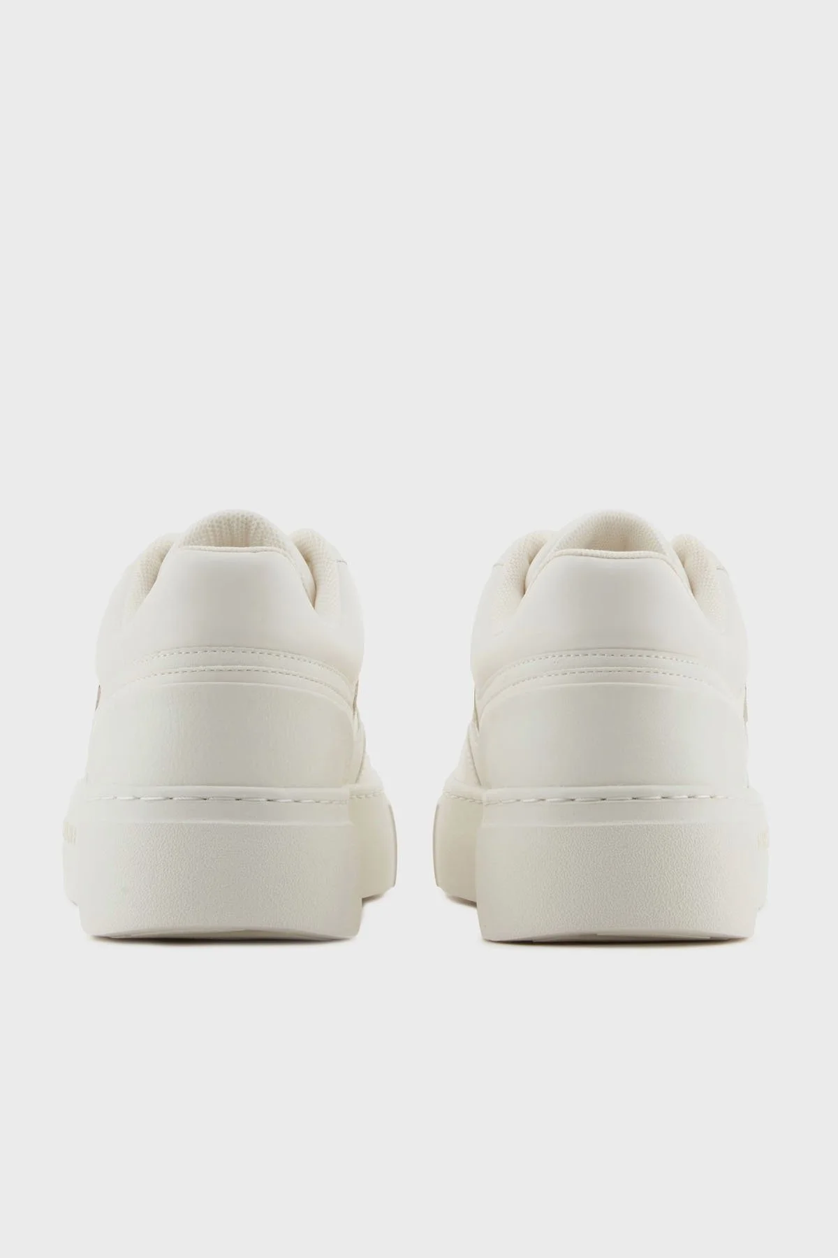 Armani Exchage Logolu Şerit Detaylı Kalın Taban Sneaker Bayan Ayakkabı XDX176 XV917 T779 BEYAZ-GOLD - 11
