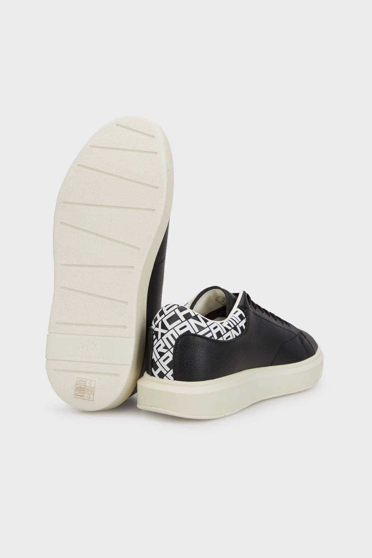 Armani Exchage Logolu Sneaker Erkek Ayakkabı XUX123 XV761 N814 SİYAH-BEYAZ - 10