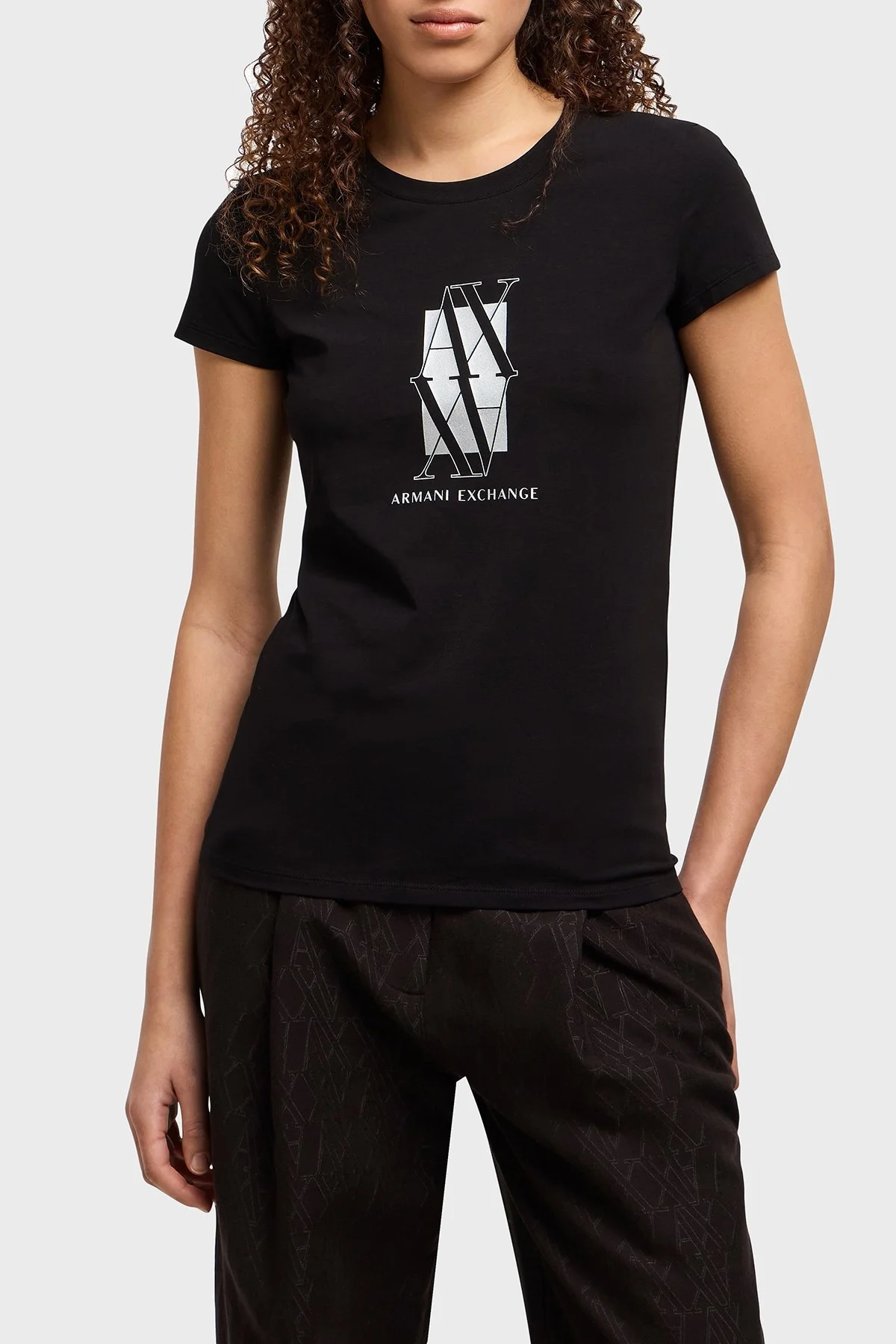 Armani Exchage Pamuklu Slim Fit Bisiklet Yaka Logolu Bayan T Shirt XW000511 AF11929 UC001 SİYAH - 6