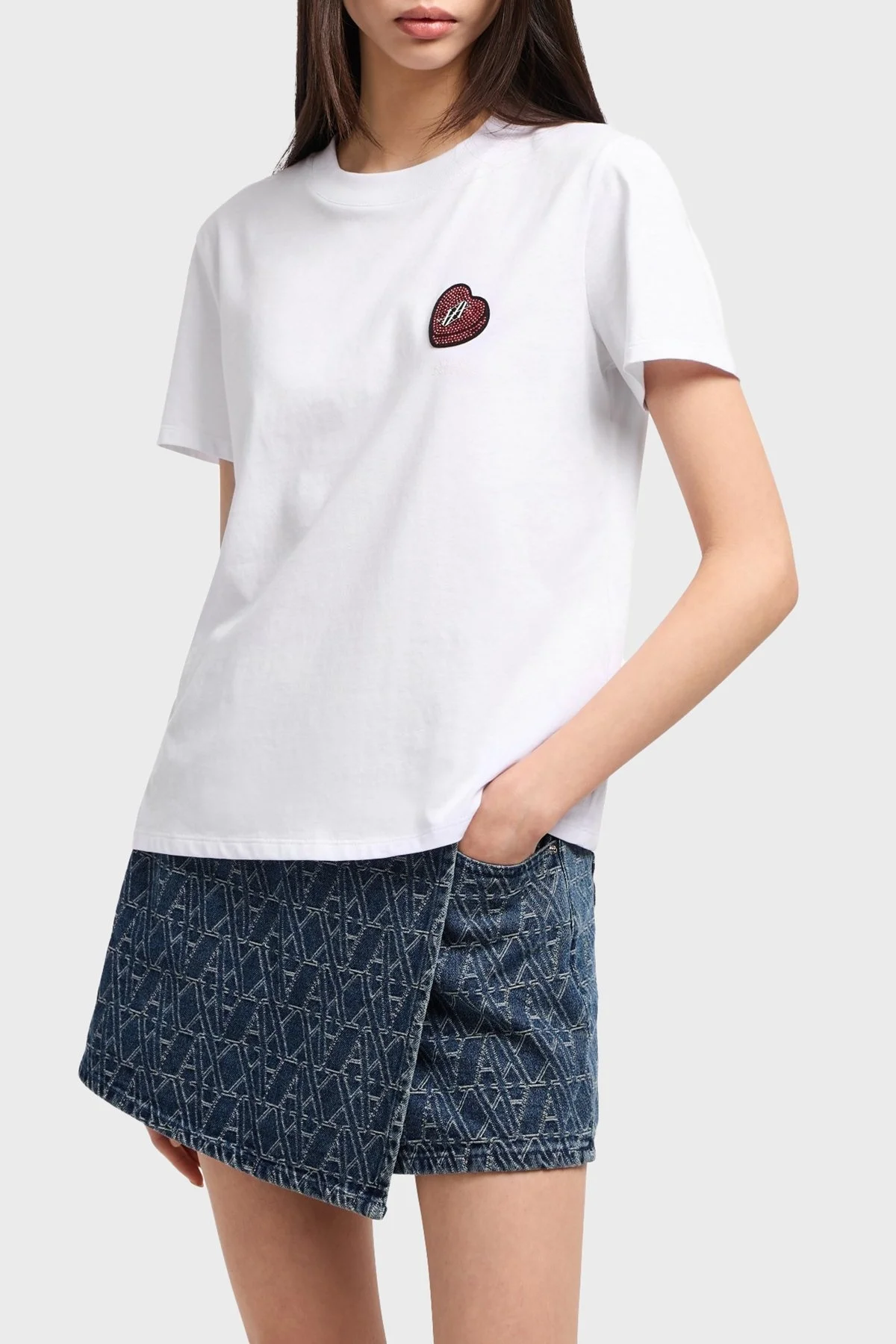 Armani Exchage Taşlı Logo Pamuklu Regular Fit Bayan T Shirt XW000518 AF10359 U0002 BEYAZ - 11