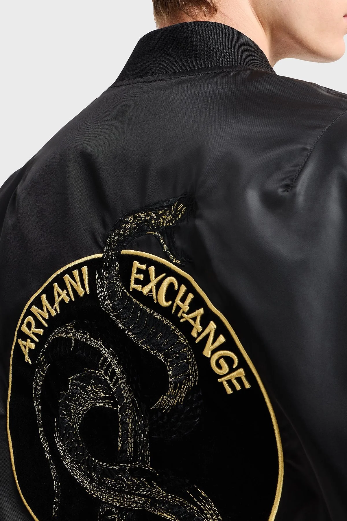 Armani Exchance İşlemeli Regular Fit Çift Taraflı Bomber Erkek Ceket XM000189 AF12011 MC057 SİYAH - 11