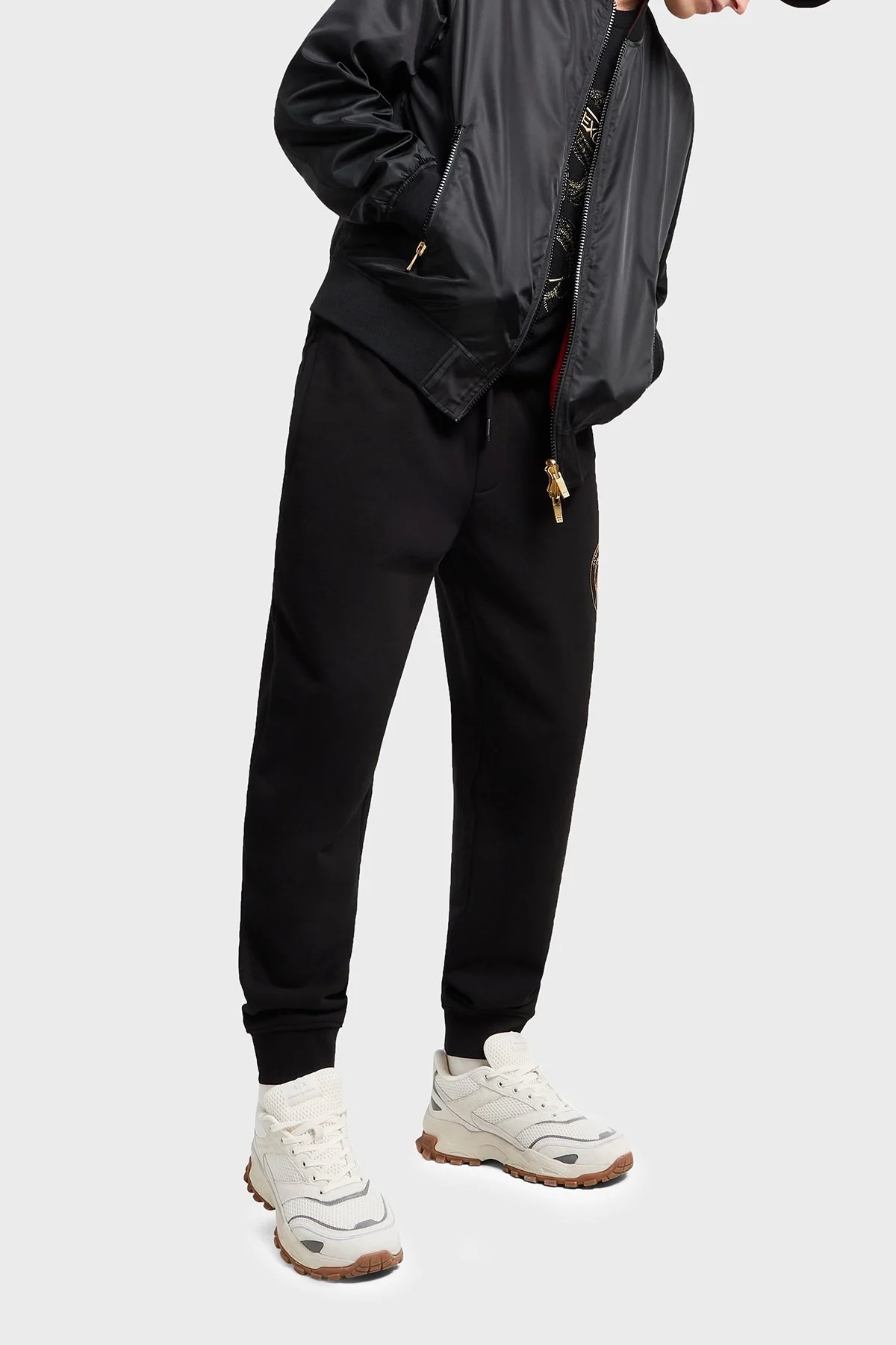 Armani Exchance İşlemeli Regular Fit Çift Taraflı Bomber Erkek Ceket XM000189 AF12011 MC057 SİYAH - 12