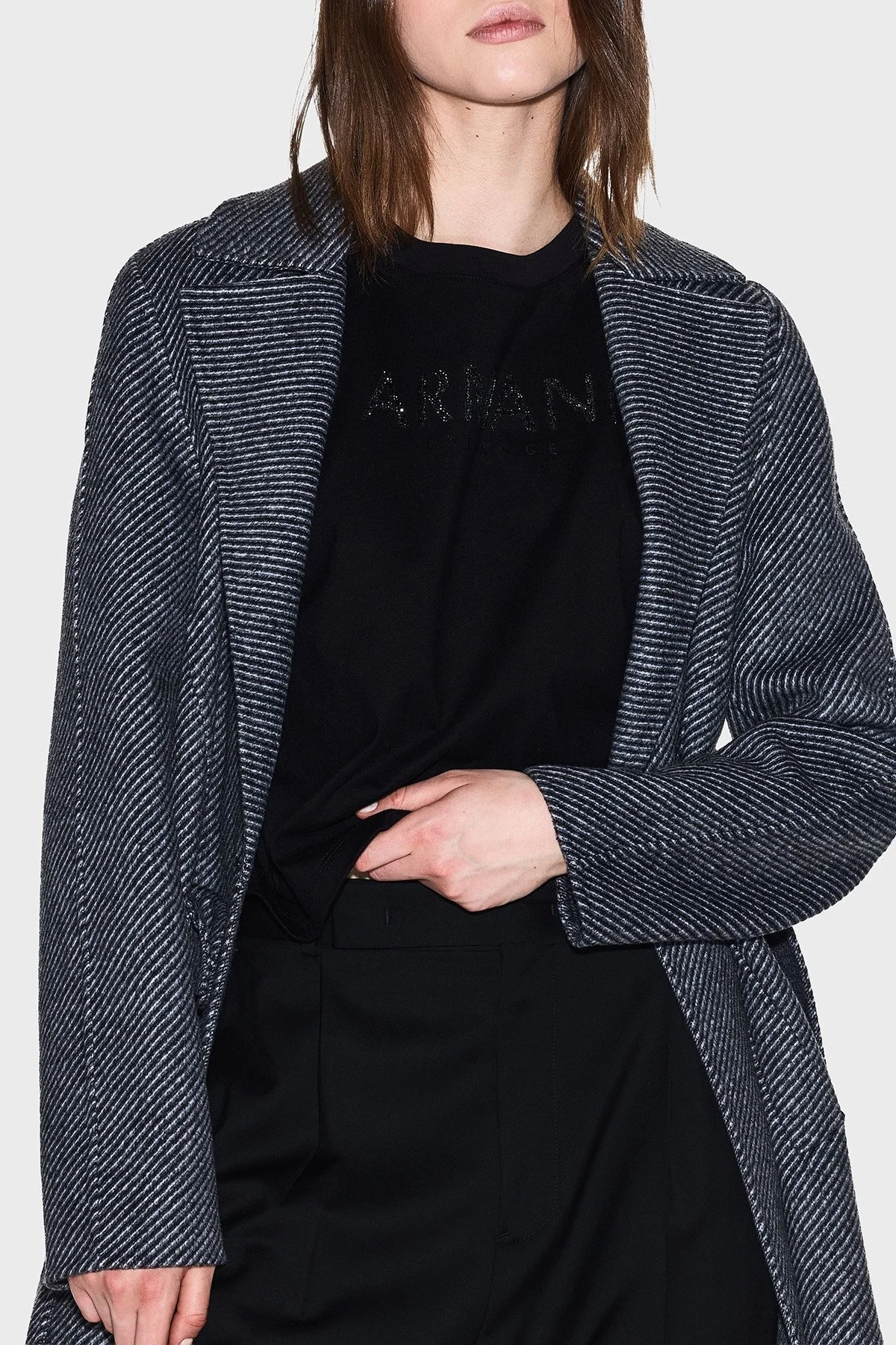 Armani Exchange % 100 Pamuk Cropped Fit Bisiklet Yaka Logolu Bayan T Shirt XW001364 AF15085 UC001 SİYAH - 4