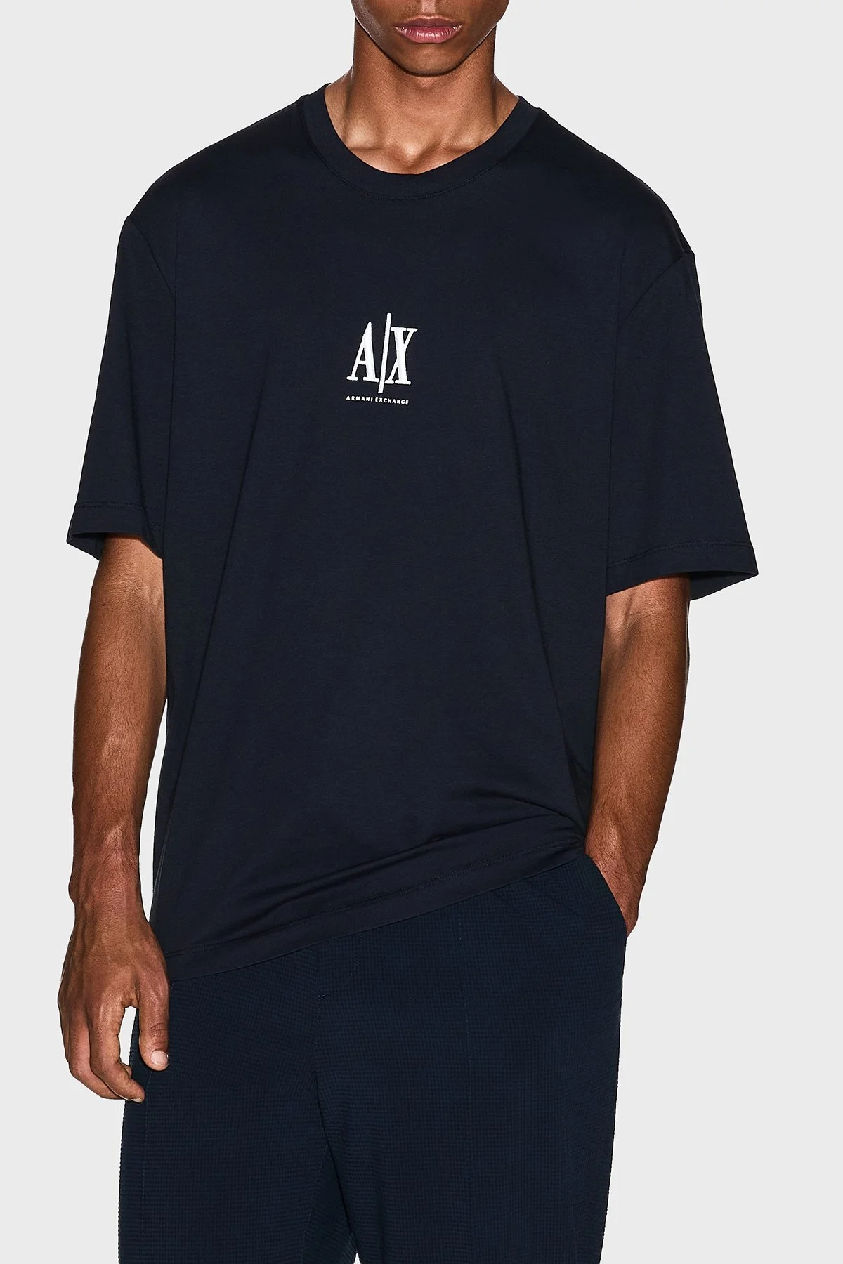 Armani Exchange % 100 Pamuk Regular Fit Bisiklet Yaka Erkek T Shirt XM000363 AF12308 UB101 LACİVERT - 1