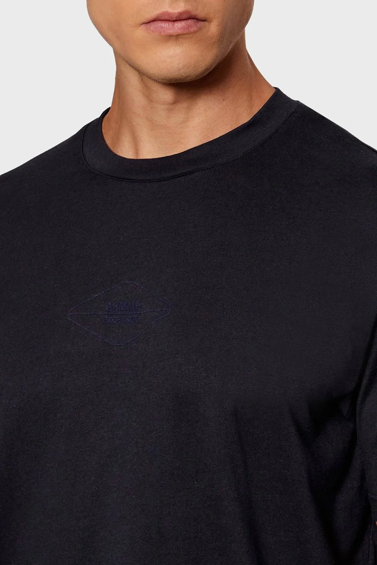 Armani Exchange % 100 Pamuk Regular Fit Bisiklet Yaka Erkek T Shirt XM001442 AF10358 UB101 LACİVERT - 4