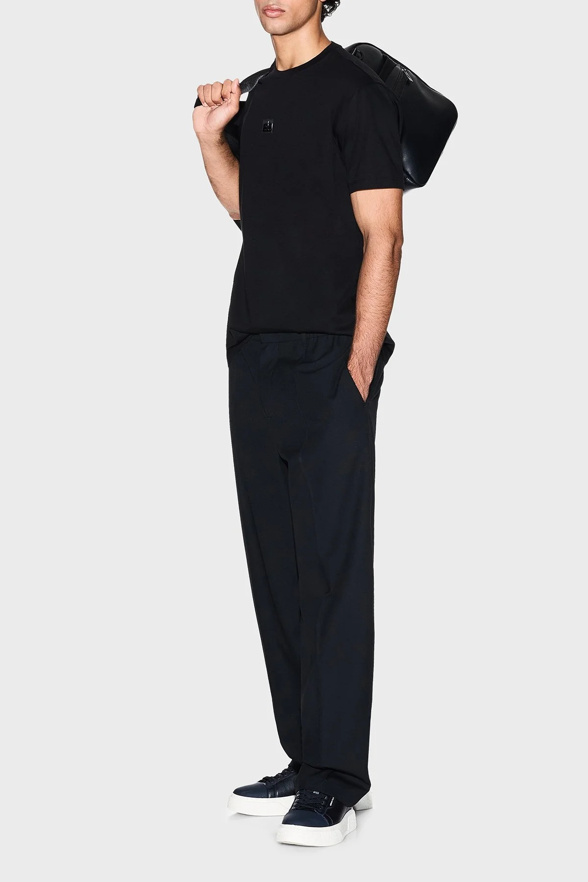 Armani Exchange % 100 Pamuk Regular Fit Bisiklet Yaka Logolu Erkek T Shirt XM001479 AF10364 UC001 SİYAH - 7