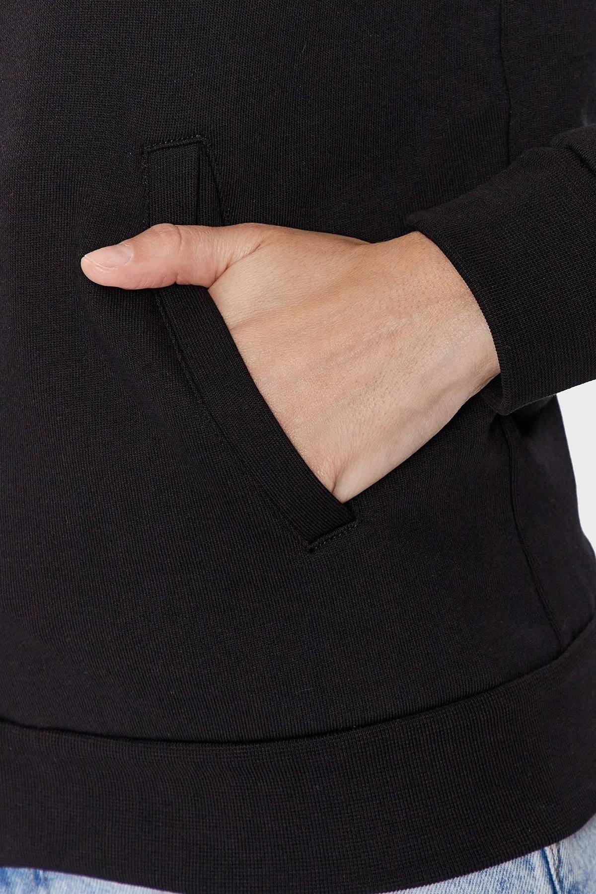 Armani Exchange Pamuklu Regular Fit Kapüşonlu Bayan Sweat 8NYM08 YJ68Z 1200 SİYAH - 4