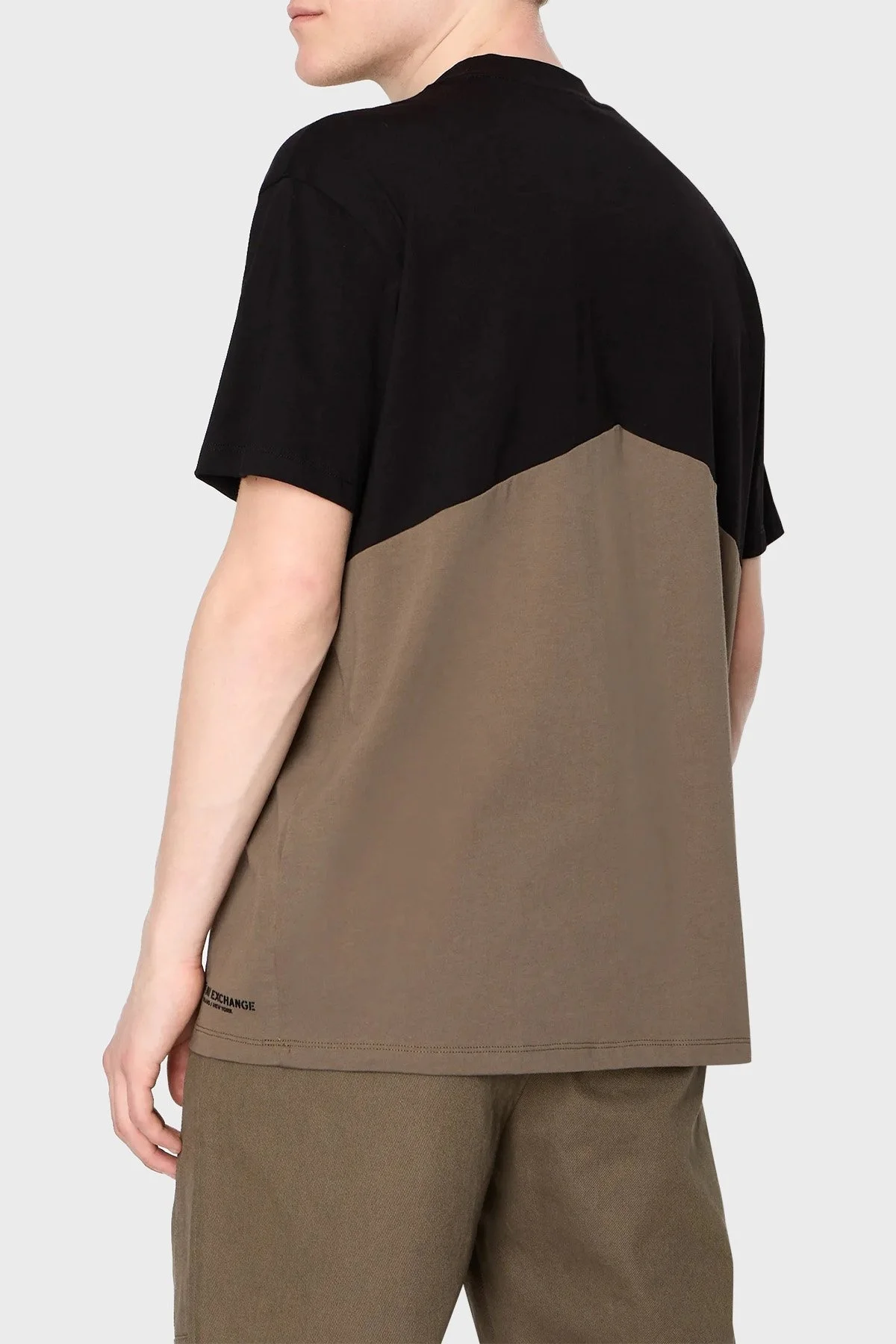 Armani Exchange % 100 Pamuk Regular Fit Renk Bloklu Erkek T Shirt 6RZMLC ZJ9JZ 22CF SİYAH-KAHVE - 2