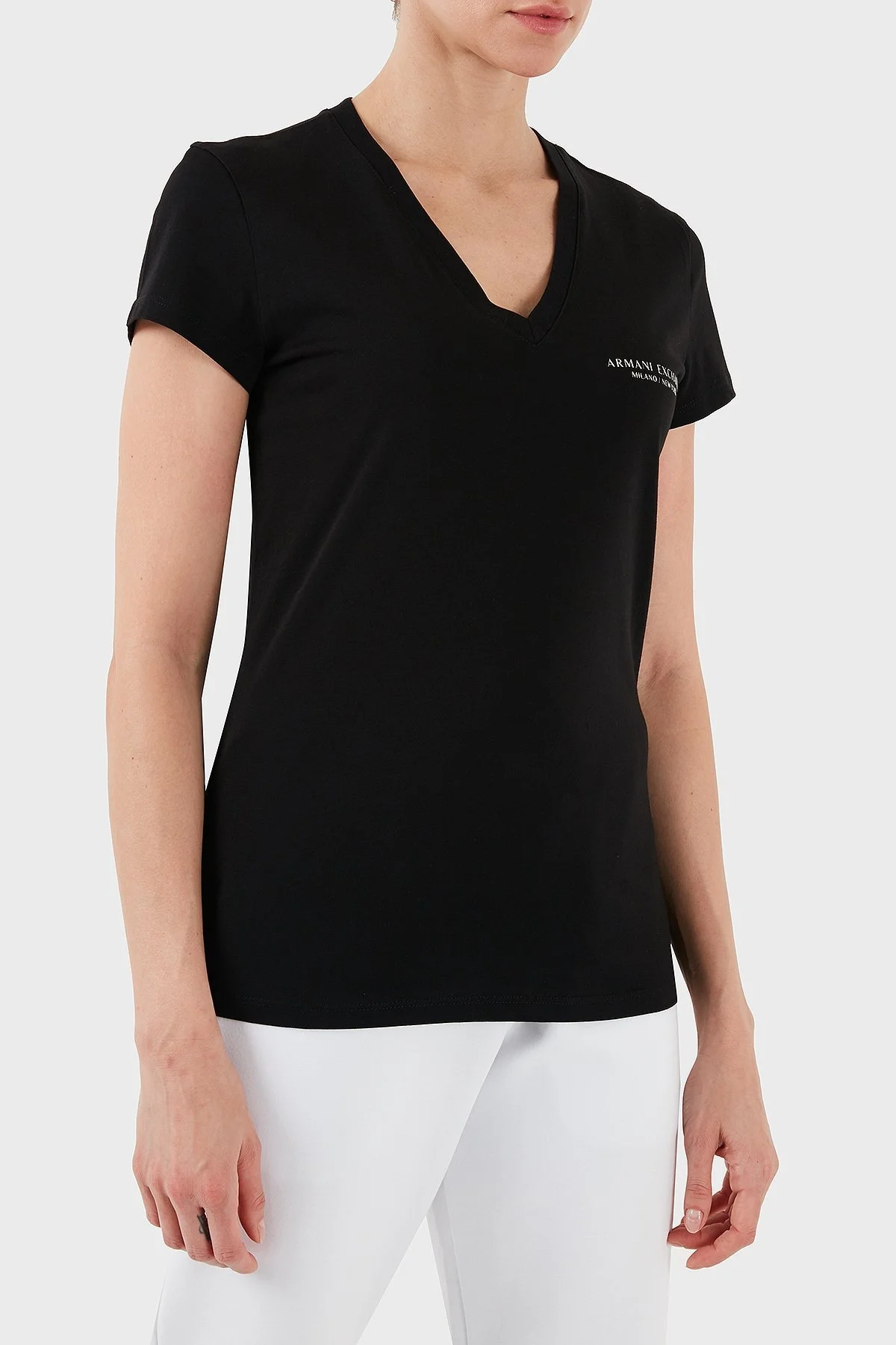 Armani Exchange % 100 Pamuk Regular Fit V Yaka Bayan T Shirt 8NYT81 YJG3Z 52AK SİYAH-GOLD - 4