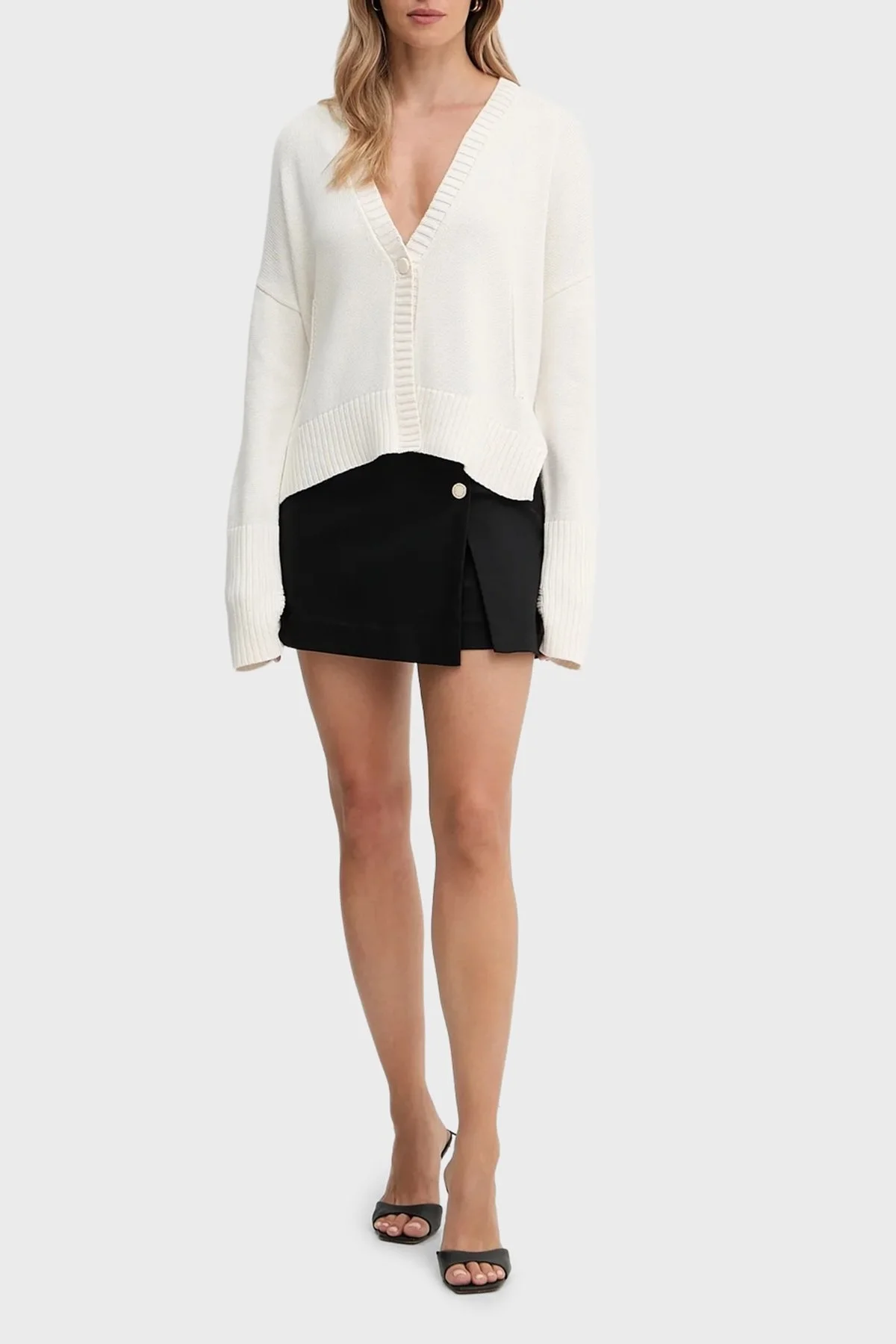 Armani Exchange % 100 Pamuk Relaxed Fit V Yaka Asimetrik Bayan Hırka XW001304 AF16552 U1003 EKRU - 2