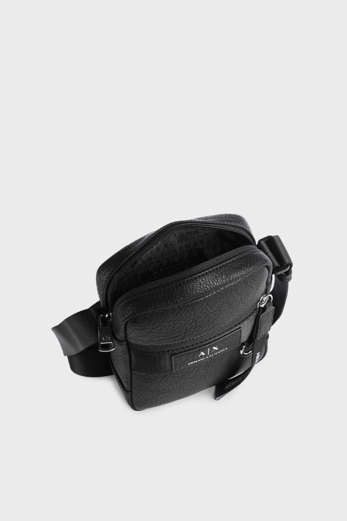 Armani Exchange Ayarlanabilir Askılı Cepli Erkek Çanta 952566 3F867 00020 SİYAH - 4