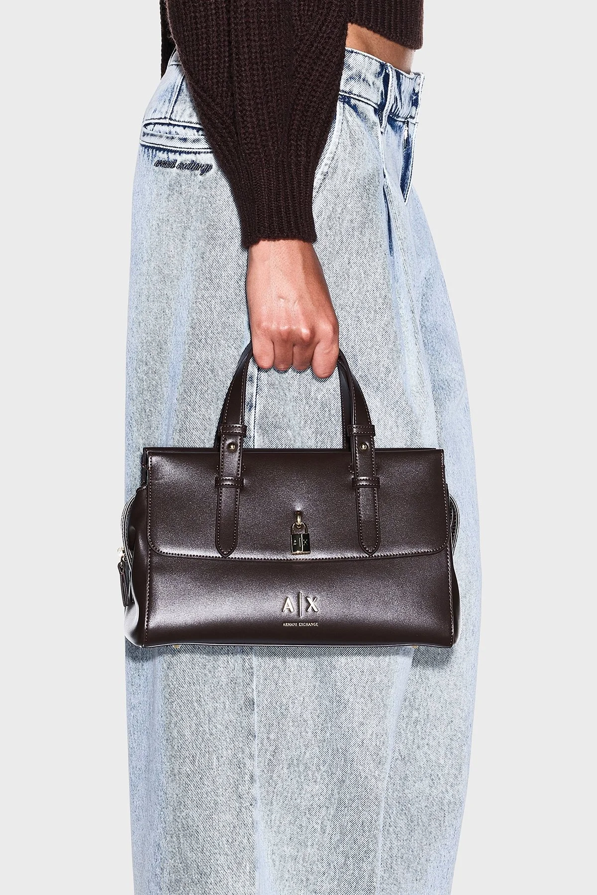 Armani Exchange Ayarlanabilir Askılı Kadın Çanta XW003055 AF28605 U6032 Kahve - 3