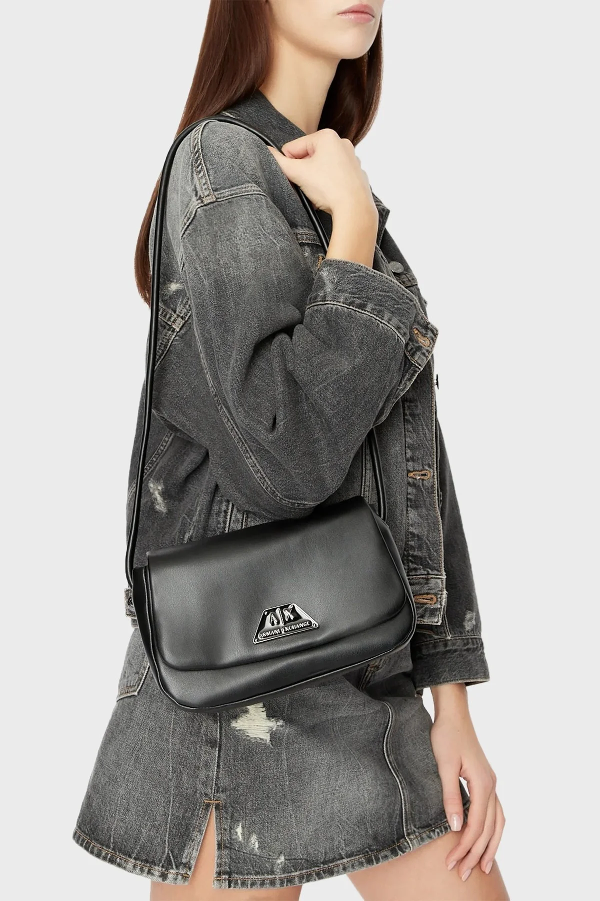 Armani Exchange Ayarlanabilir Omuz Askılı Bayan Çanta 942884 3R784 00020 SİYAH - 2