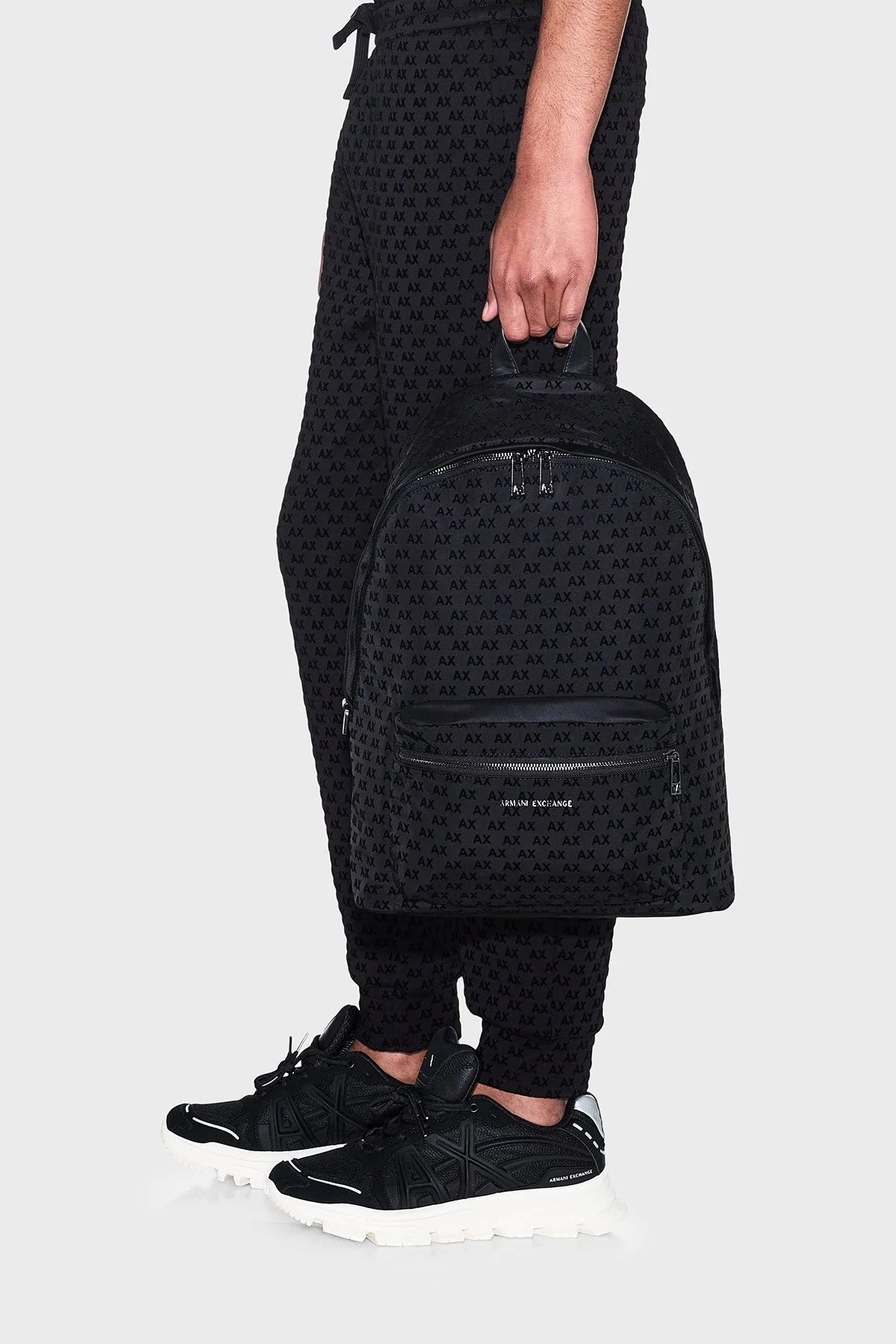 Armani Exchange Ayarlanabilir Omuz Askılı Erkek Sırt Çantası XM003358 AF27209 UC001 Siyah - 3