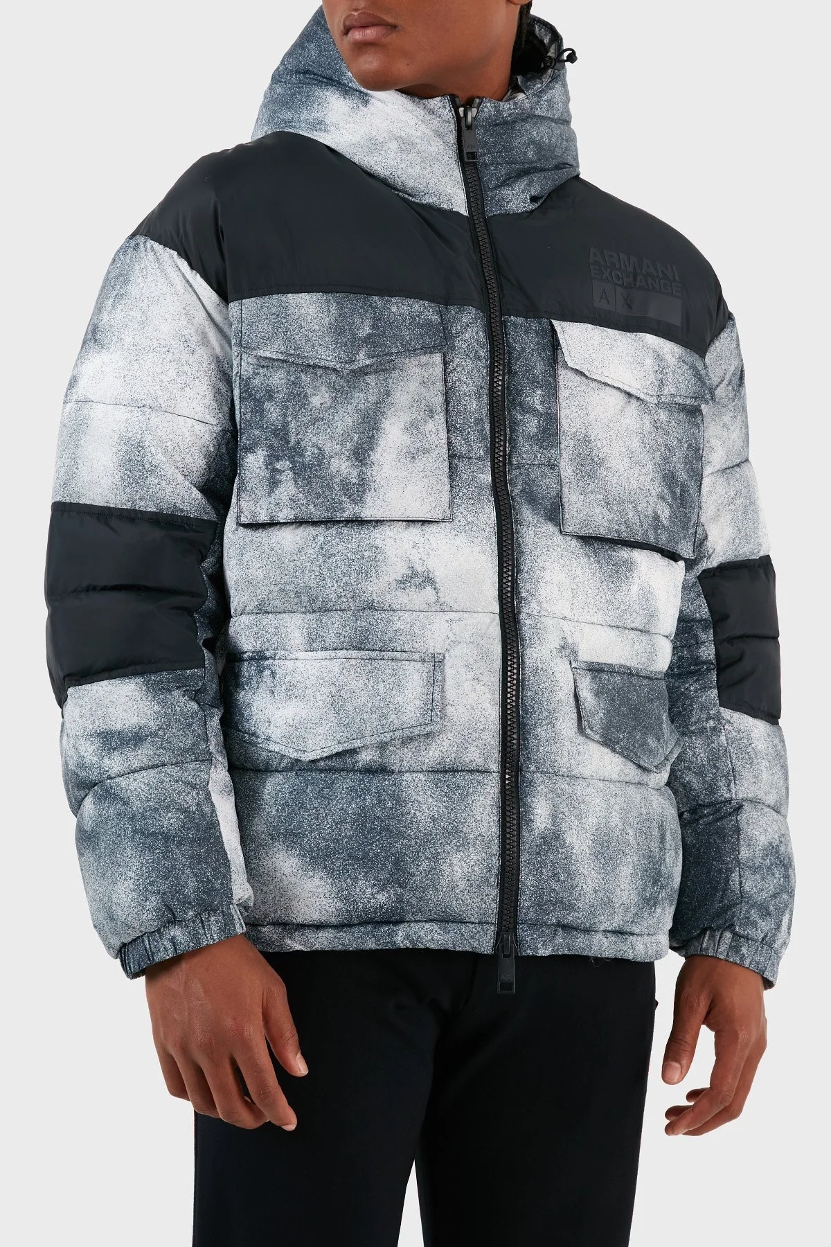 Armani Exchange Desenli Kapüşonlu Dolgulu Şişme Erkek Mont 6RZK30 ZNKRZ 21CS BEYAZ-LACİVERT - 3