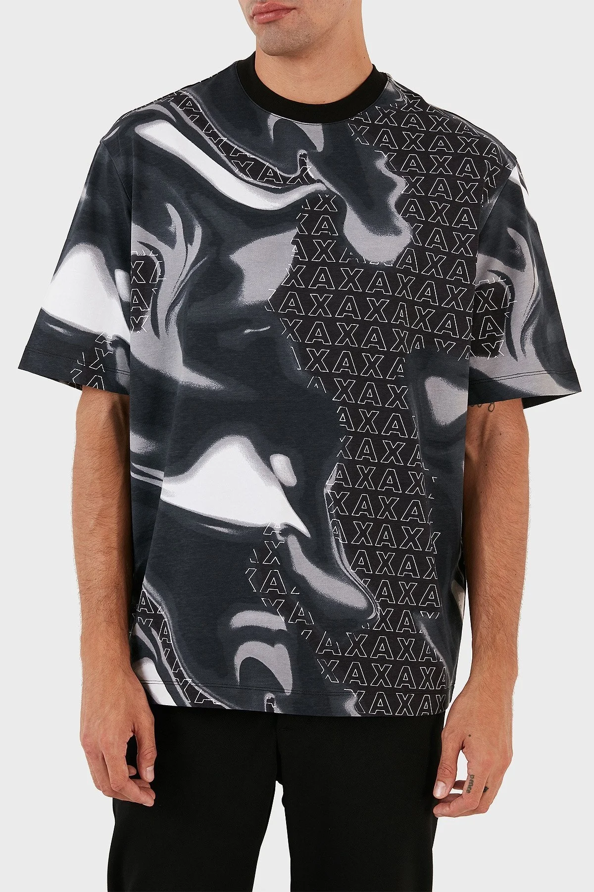 Armani Exchange Desenli Pamuklu Regular Fit Bisiklet Yaka Erkek T Shirt 6RZMHN ZJDHZ 22BS SİYAH-GRİ - 3