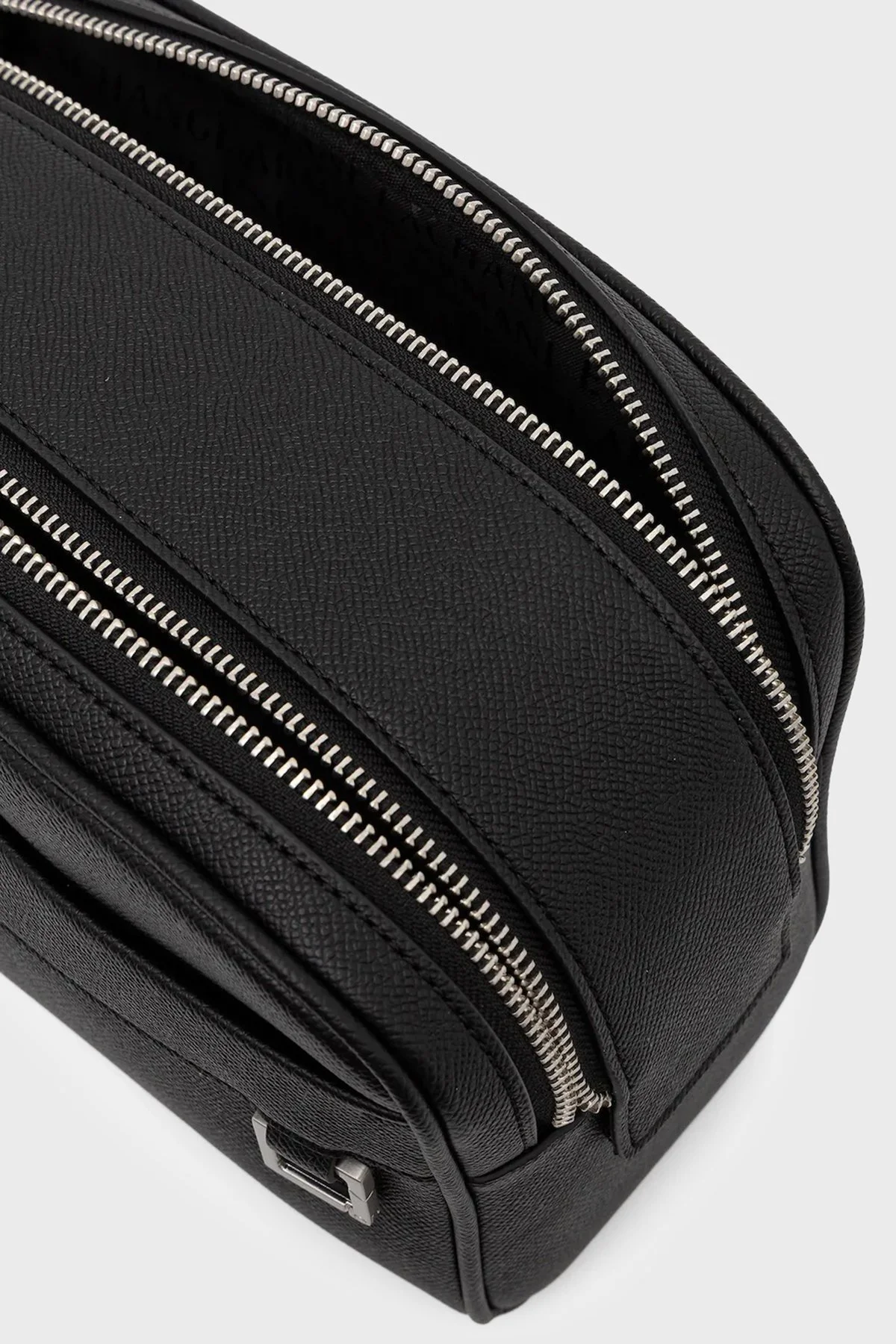 Armani Exchange Erkek Çanta XM002040 AF19931 UC001 SİYAH - 4