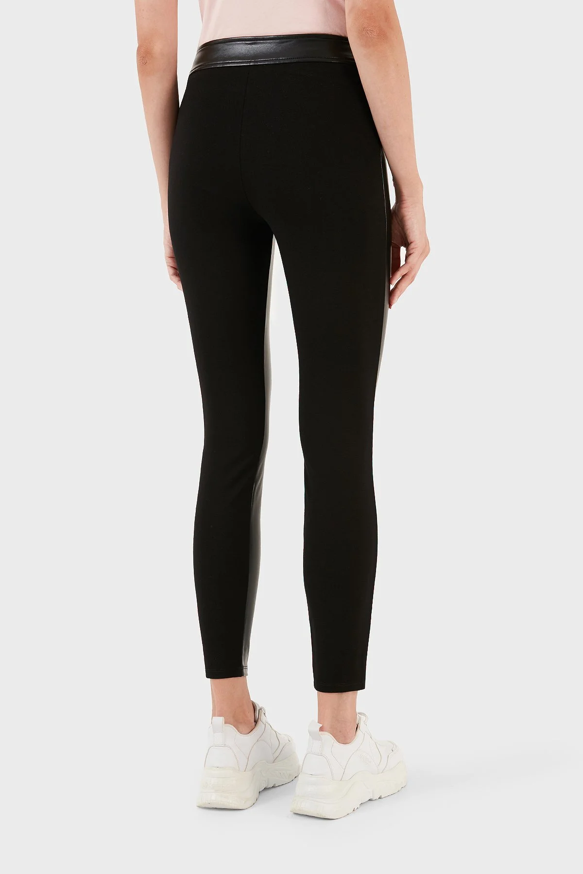 Armani Exchange Esnek Deri Görünümlü Slim Fit Tayt Kadın Pantolon 8NYPAQ YJERZ 1200 SİYAH - 6