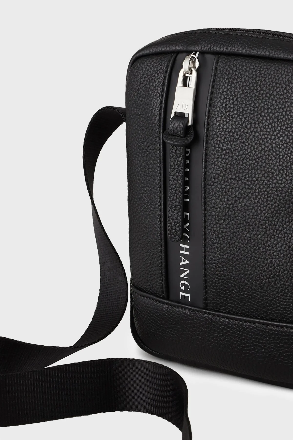 Armani Exchange Fermuarlı Ayarlanabilir Askılı Çapraz Erkek Çanta 952493 3R832 00020 SİYAH - 5