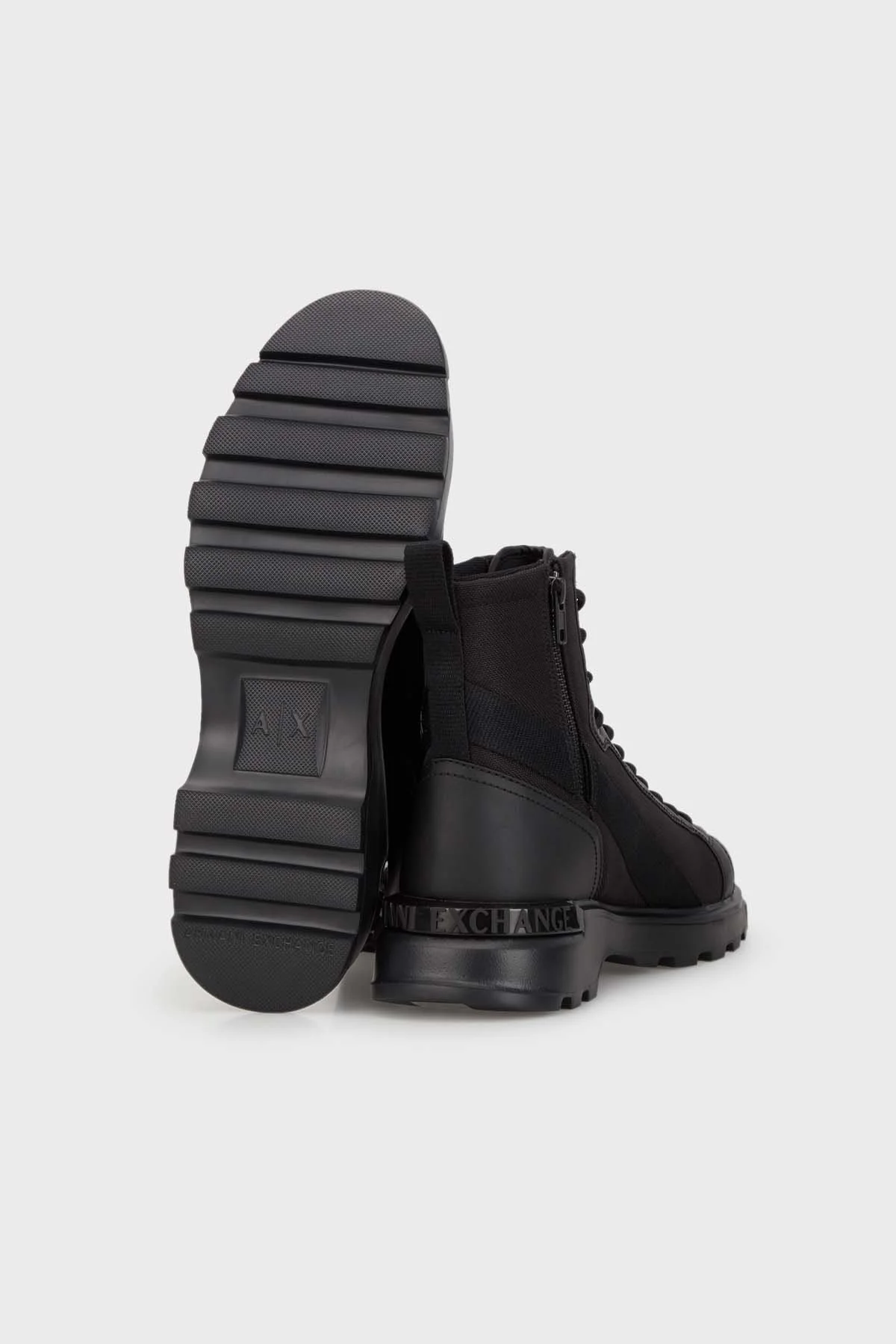 Armani Exchange Fermuarlı Bağcıklı Kalın Tabanlı Logolu Erkek Bot XUM011 XV614 K001 SİYAH - 4