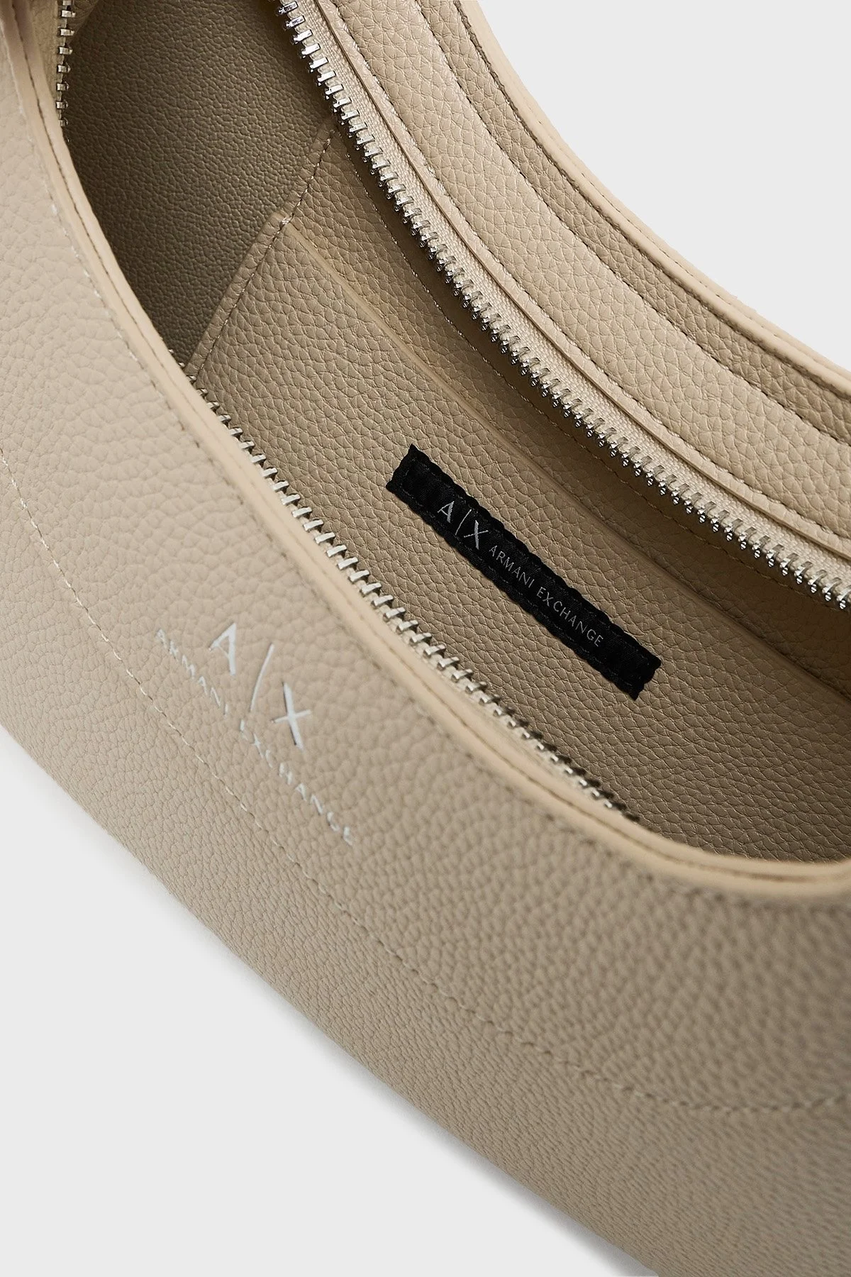 Armani Exchange Fermuarlı Çıkarılabilir Omuz Askılı Bayan Çanta 942883 CC783 U1092 KREM - 8