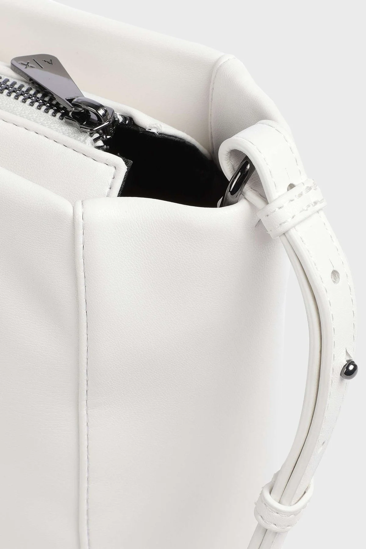 Armani Exchange Fermuarlı Çıkarılabilir Omuz Askılı Bayan Çanta 942902 3R784 26410 BEYAZ - 4
