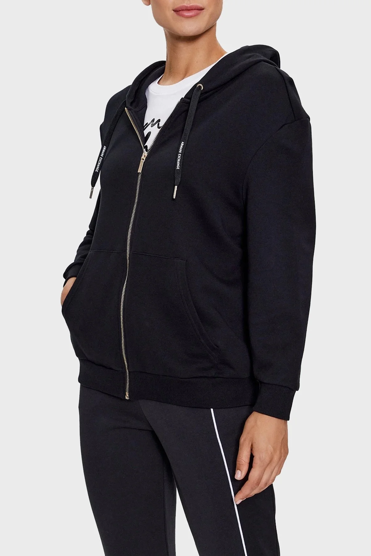 Armani Exchange Fermuarlı Kapüşonlu Pamuklu Regular Fit Bayan Sweat 6RYM10 YJDBZ 1200 SİYAH - 1