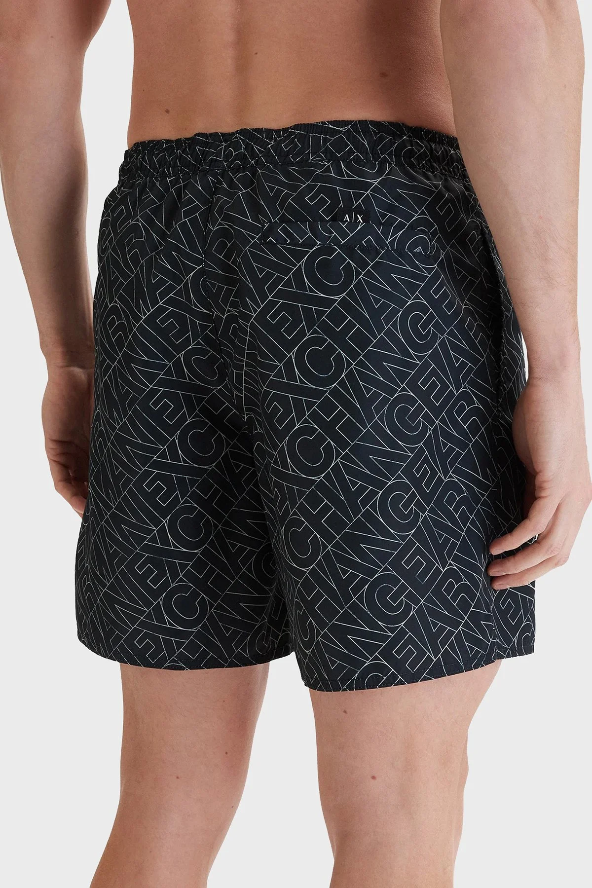 Armani Exchange Hızlı Kuruyan Tamamı Logolu Erkek Mayo Short XM000832 AF24685 FC308 SİYAH - 3