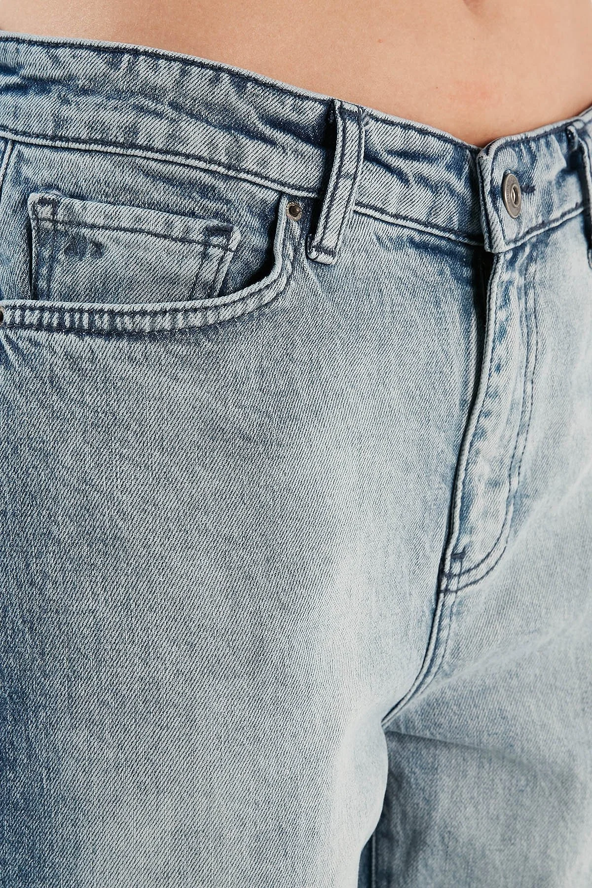 Armani Exchange J16 Pamuklu Boyfriend Kısa Paça Jeans Bayan Kot Pantolon 3RYJ16 Y1MUZ 1500 LACİVERT - 5