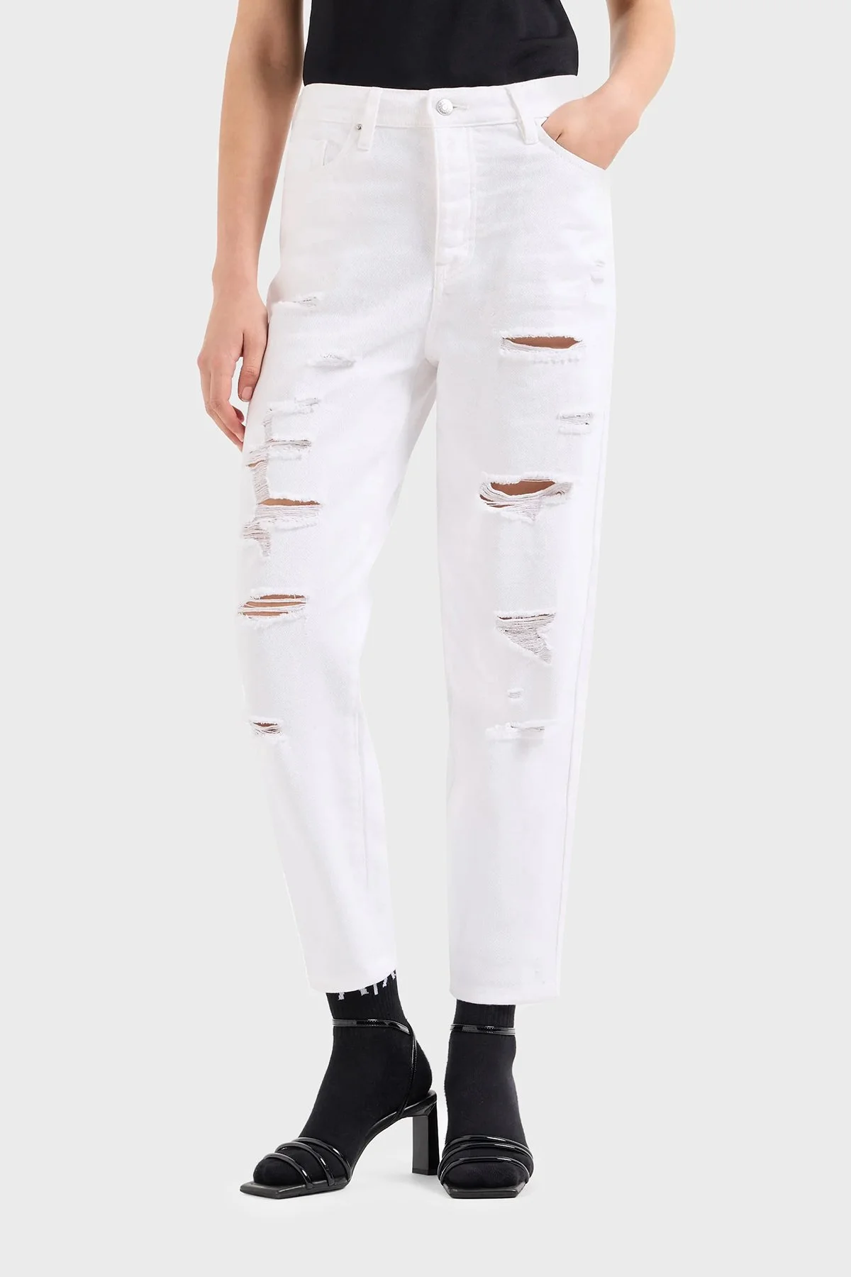 Armani Exchange J51 Yırtık Detaylı Tapered Fit Jeans Kadın Kot Pantolon 3DYJ51 Y1HRZ 1100 BEYAZ - 1