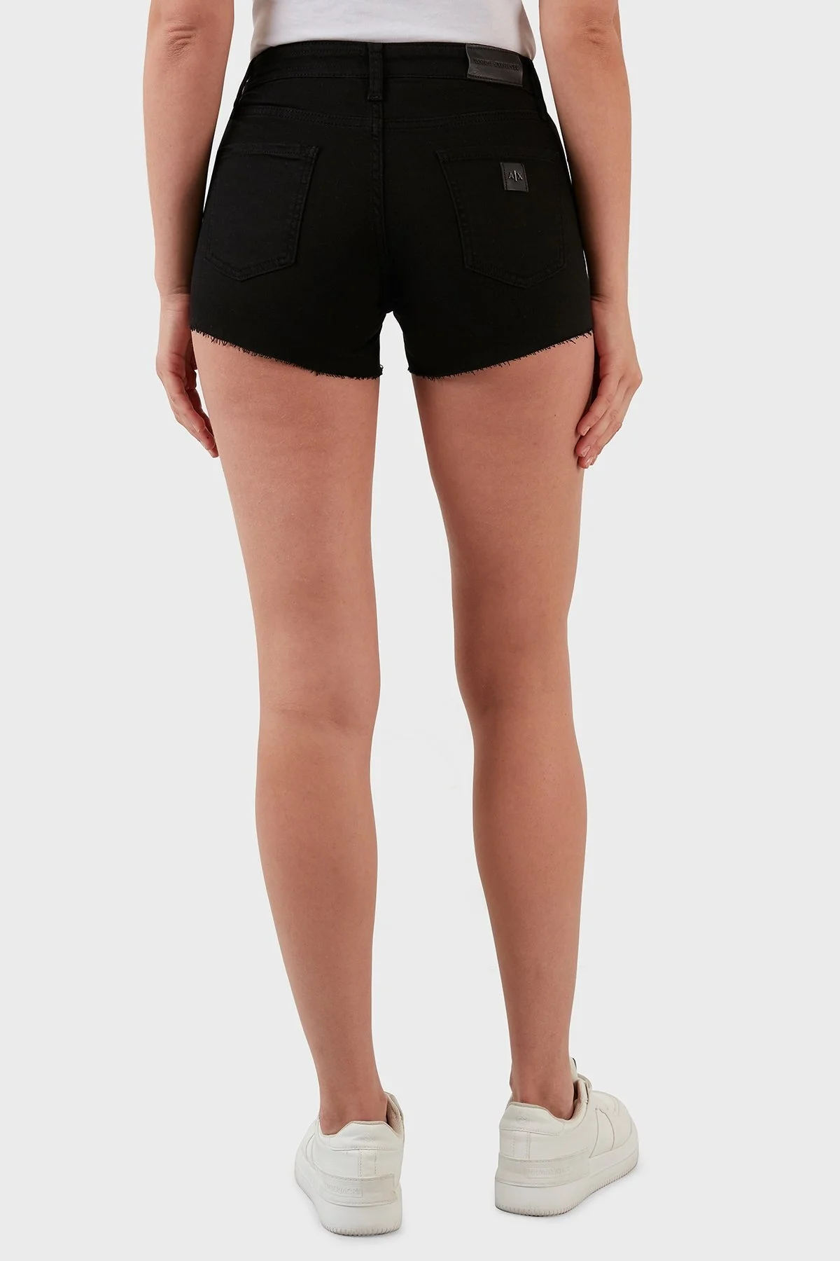 Armani Exchange J59 Pamuklu Normal Bel Kısa Kot Bayan Short 3LYJ59 Y1SRZ 1200 SİYAH - 6