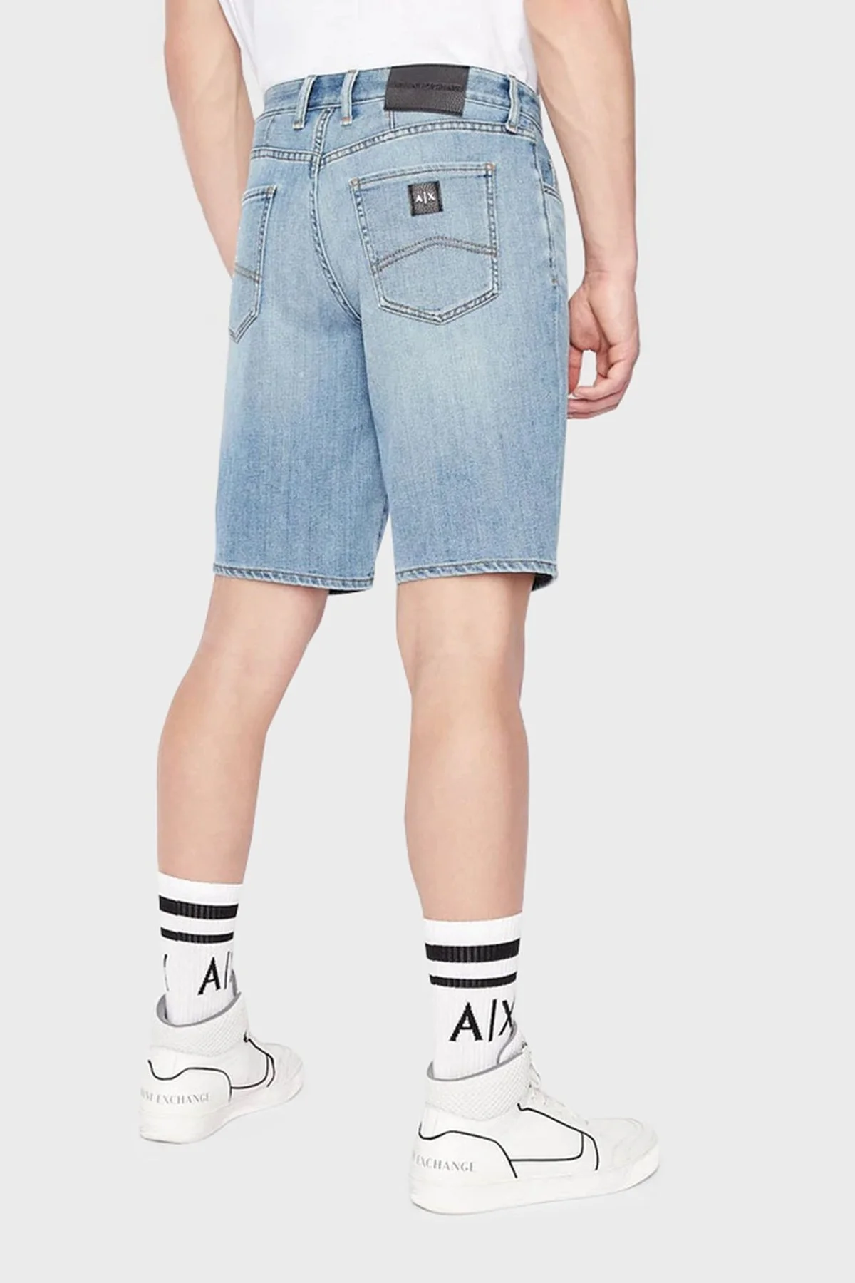 Armani Exchange J65 Pamuklu Keten Karışımlı Slim Fit Kot Erkek Short 3LZJ65 Z1FCZ 1500 AÇIK MAVİ - 2