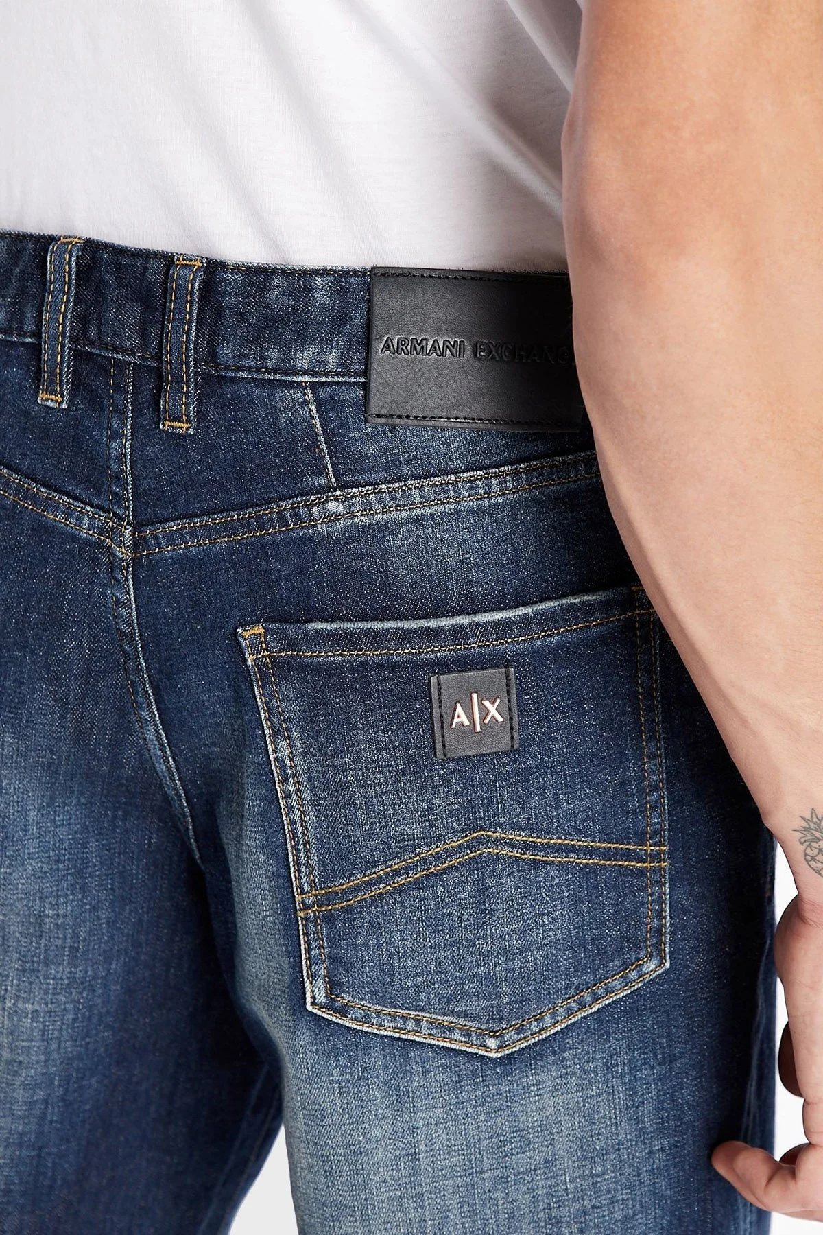 Armani Exchange J65 Pamuklu Normal Bel Slim Fit Kot Erkek Short 3LZJ65 Z1LTZ 1500 İNDİGO - 9