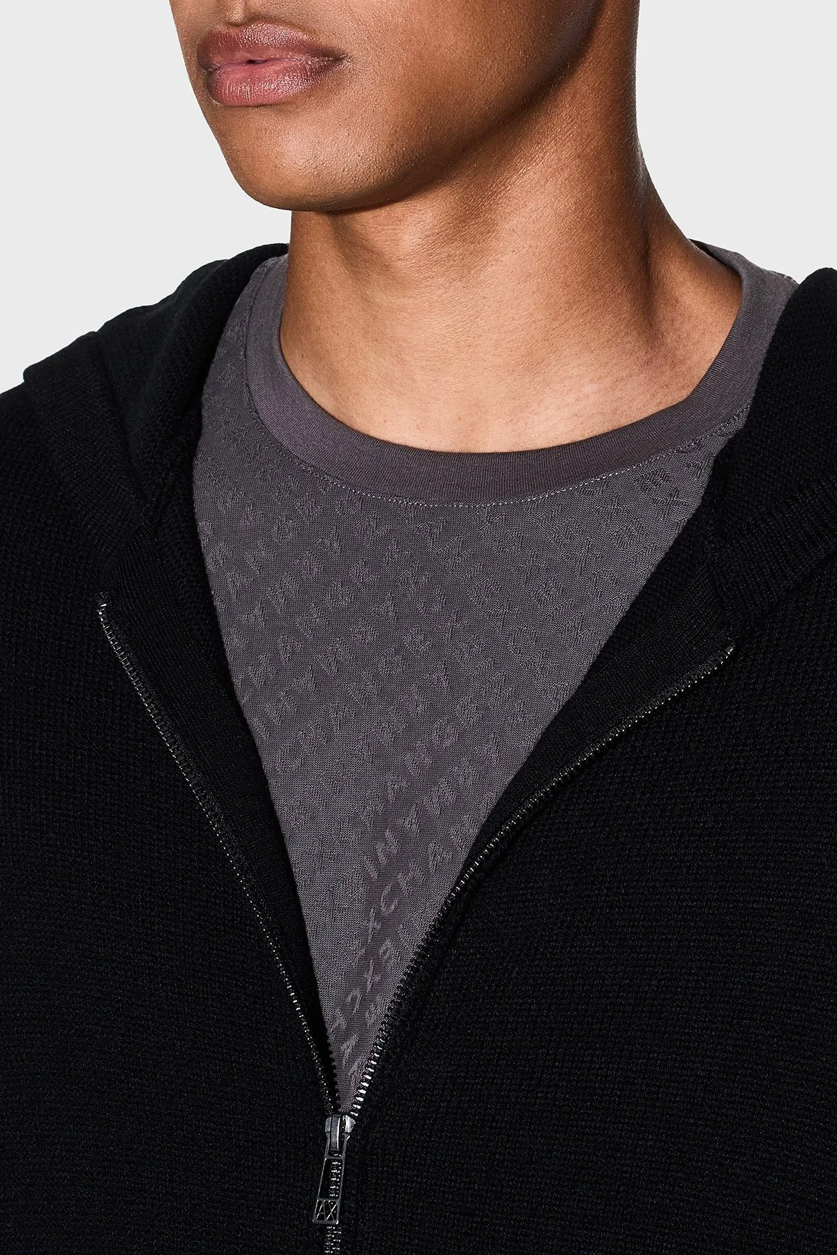 Armani Exchange Jakarlı Tamamı Logolu Pamuklu Regular Fit Bisiklet Yaka Erkek T Shirt XM001431 AF10337 F8039 ANTRASİT - 4