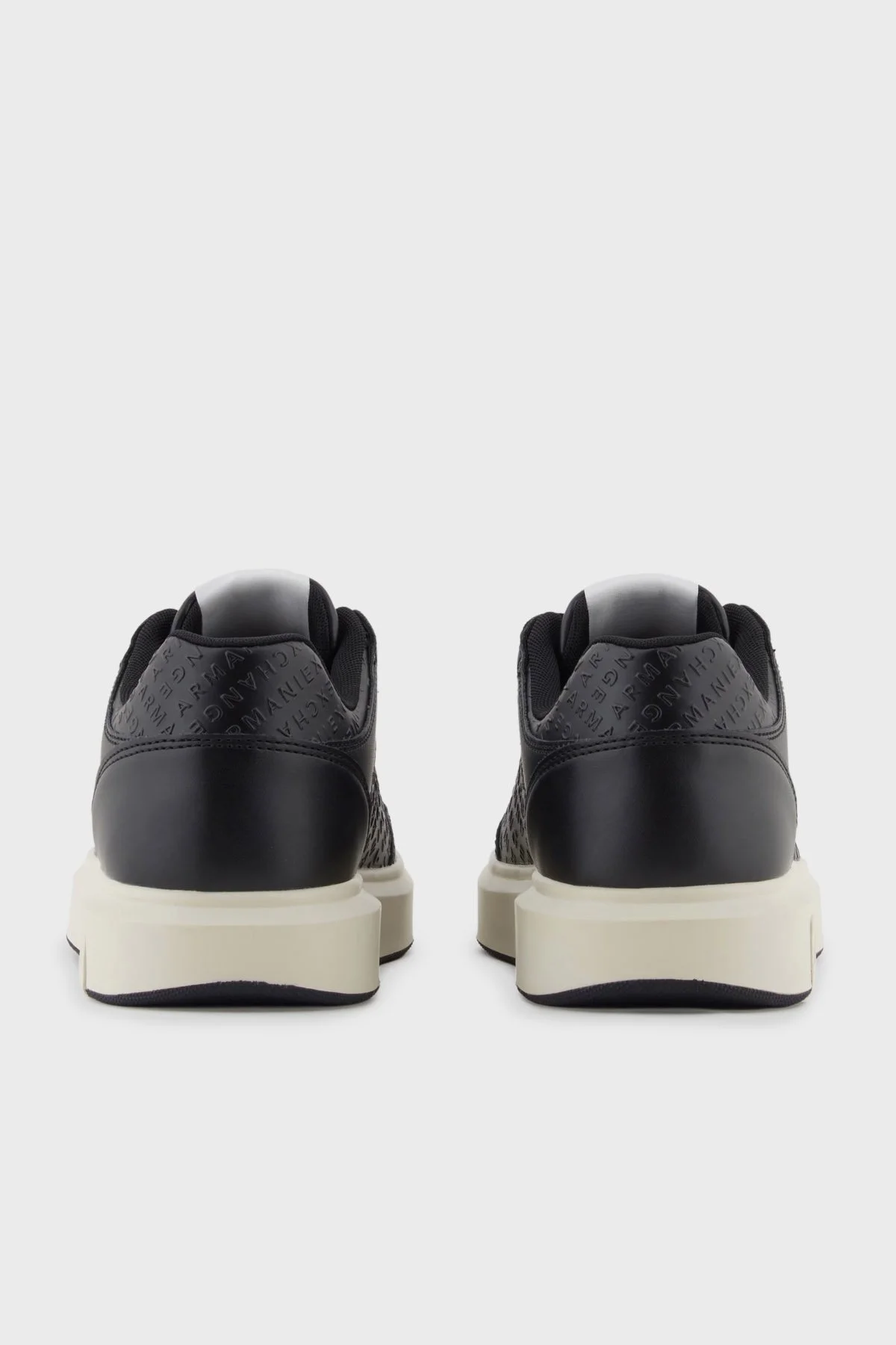 Armani Exchange Kabartma Logolu Sneaker Erkek Ayakkabı XM001722 AF17537 UC001 SİYAH - 5