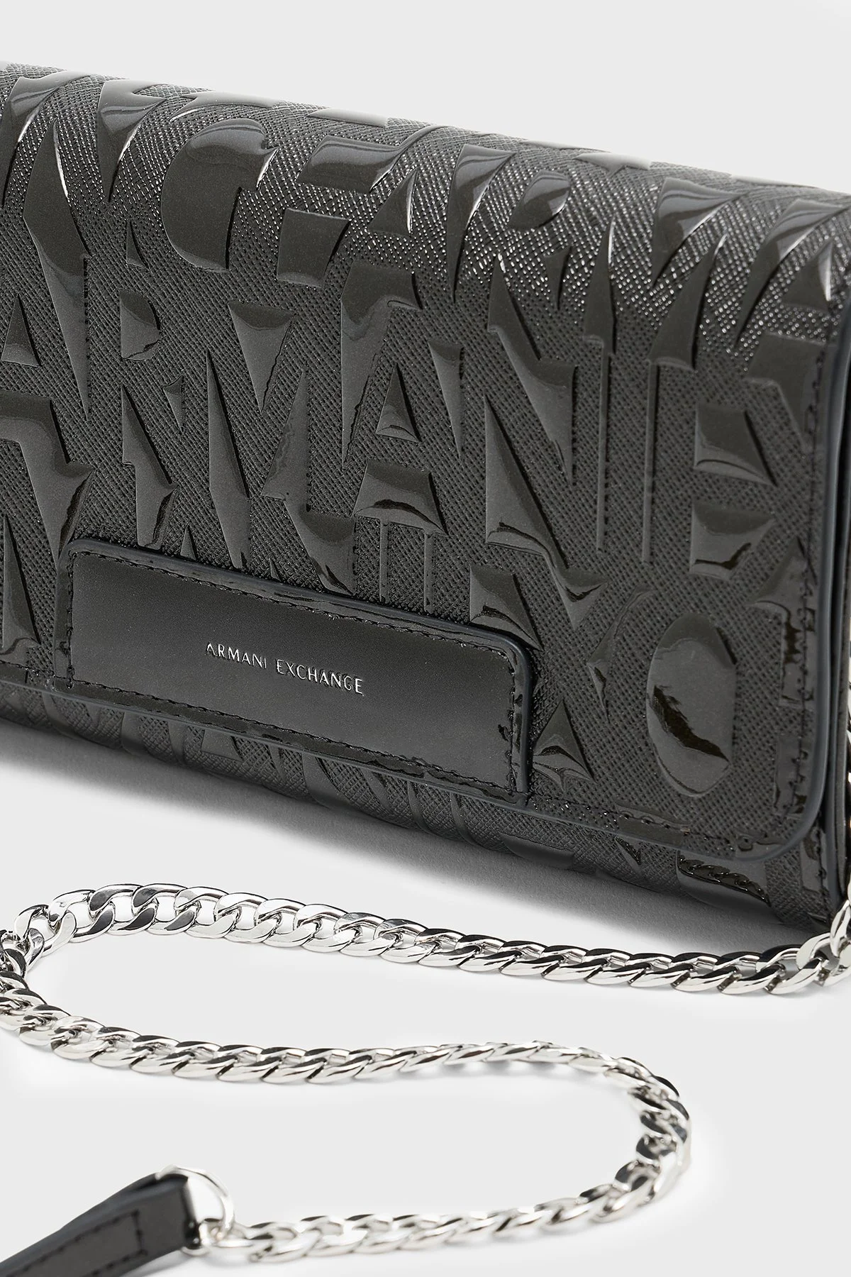 Armani Exchange Kabartma Logolu Zincir Askılı Mini Kadın Çanta XW000358 AF17290 UC001 SİYAH - 5