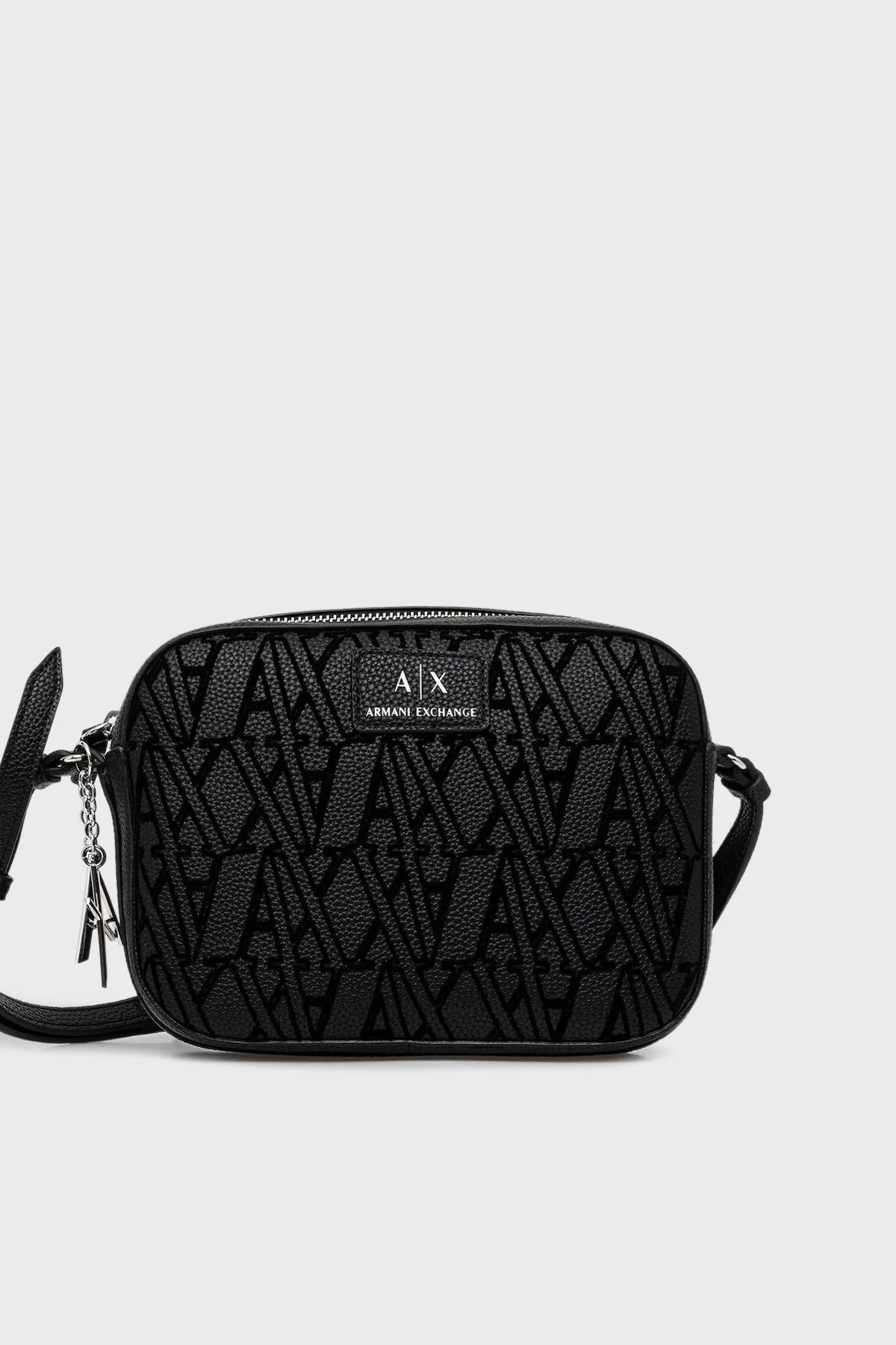 Armani Exchange Kabartmalı Logo Baskılı Ayarlanabilir Askılı Bayan Çanta XW002122 AF19298 UC001 SİYAH - 1