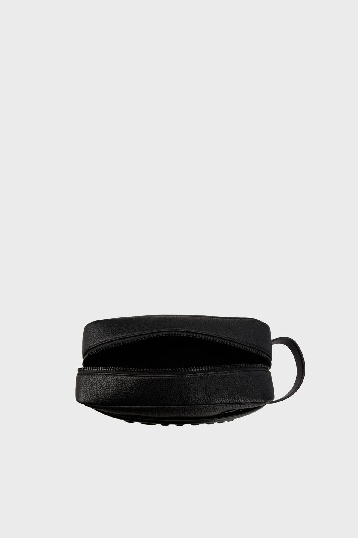 Armani Exchange Kabartmalı Logo Baskılı Tek Tutma Saplı Erkek Çanta XM002005 AF17211 UC001 SİYAH - 3