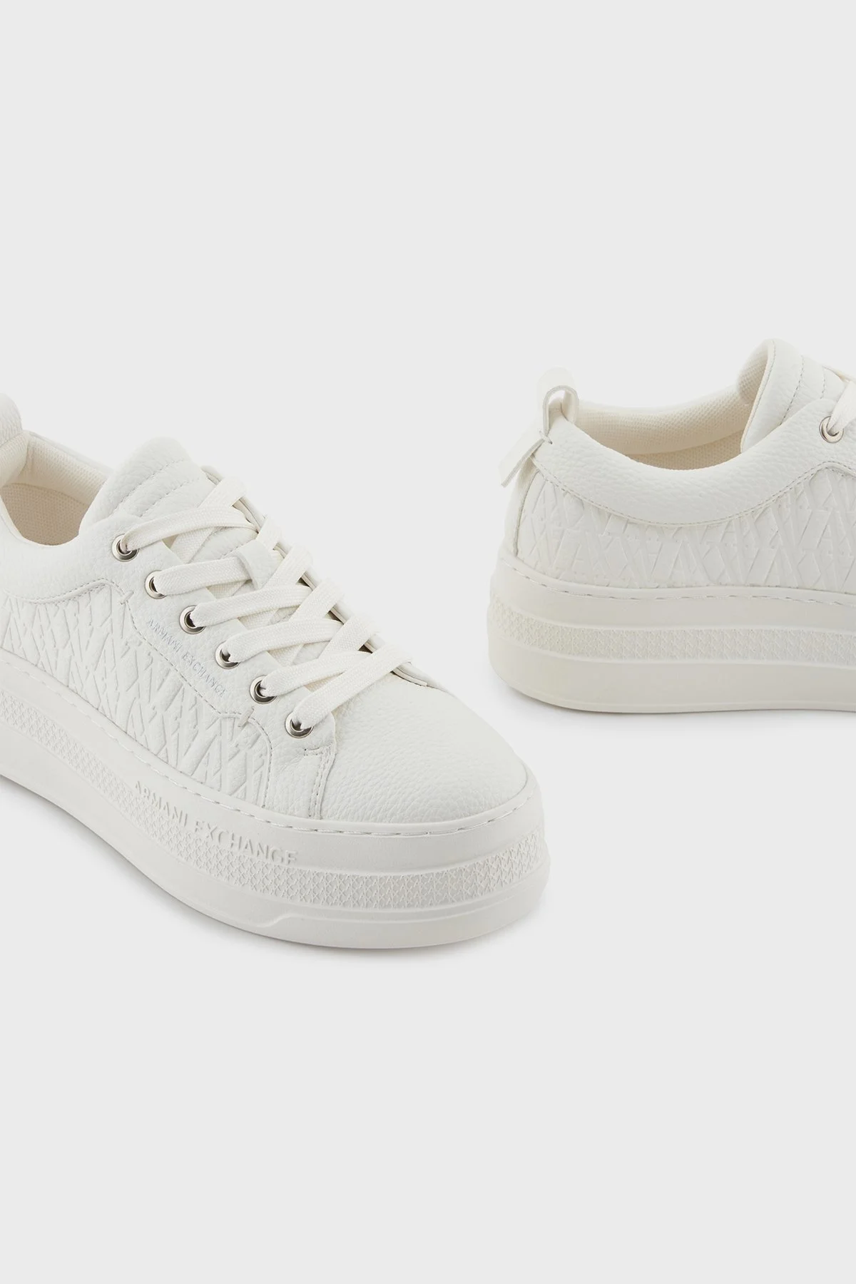 Armani Exchange Kabartmalı Logolu Platform Taban Sneaker Bayan Ayakkabı XW001630 AF17351 U0011 BEYAZ - 4